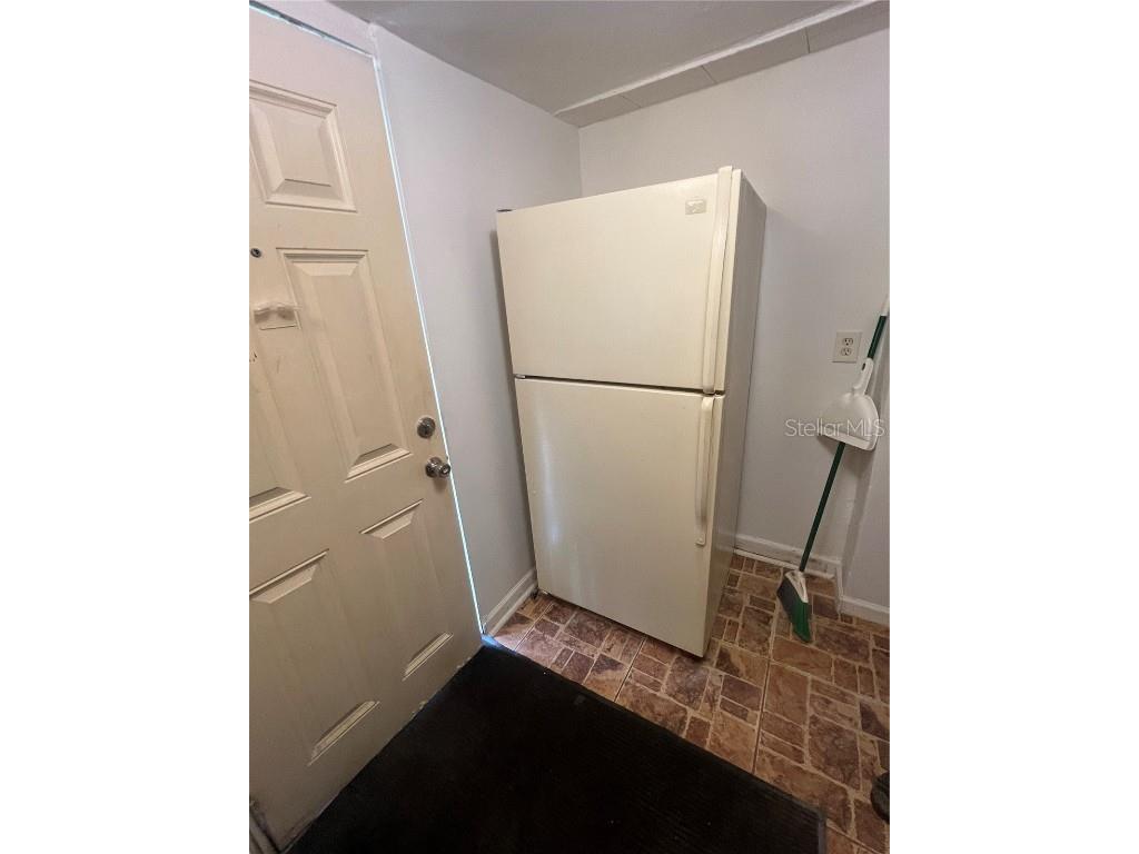 2725 53rd Avenue N Saint Petersburg FL 33714 TB8444058 image9