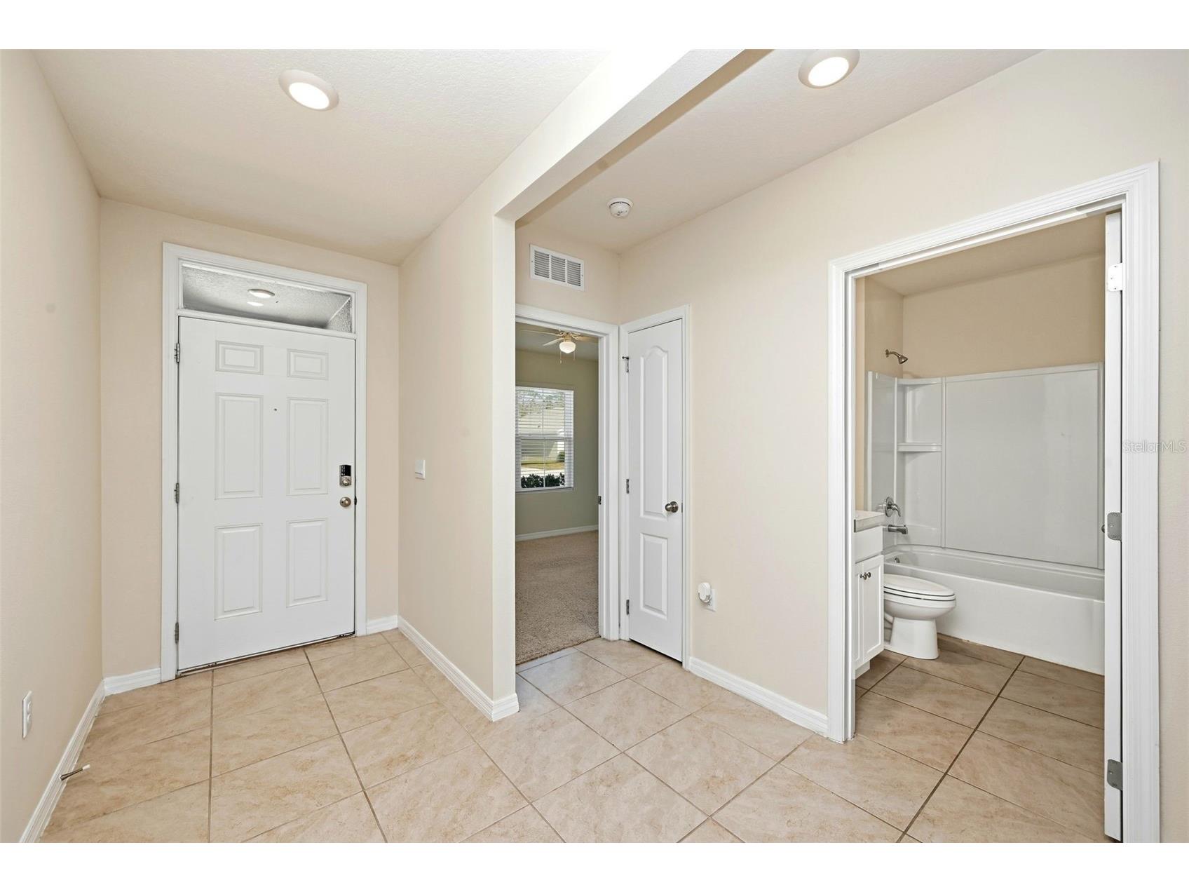 2725 Dumont Lane Tavares FL 32778 TB8482769 image4