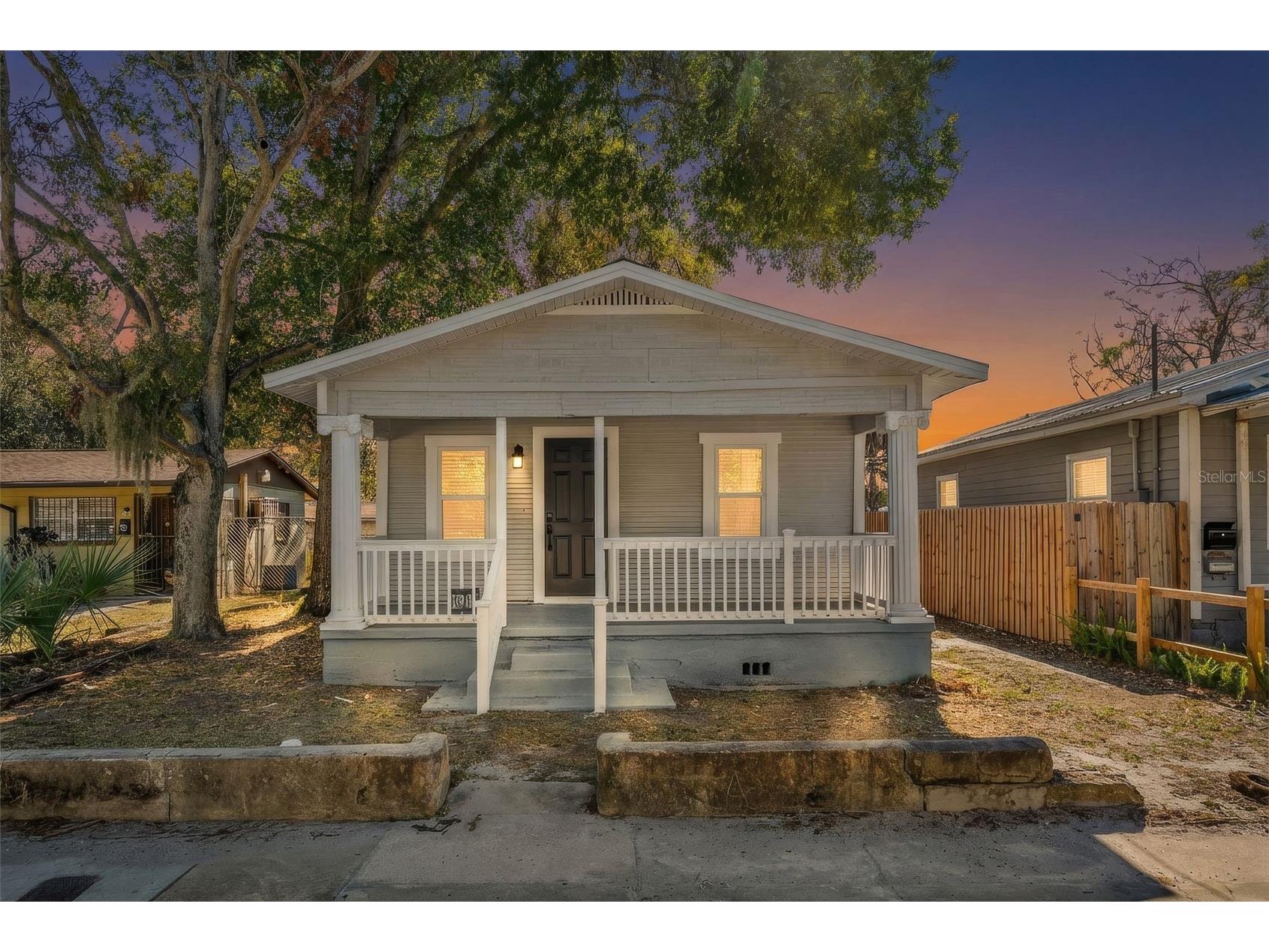 2725 E Columbus Drive Tampa FL 33605 TB8464571 image1