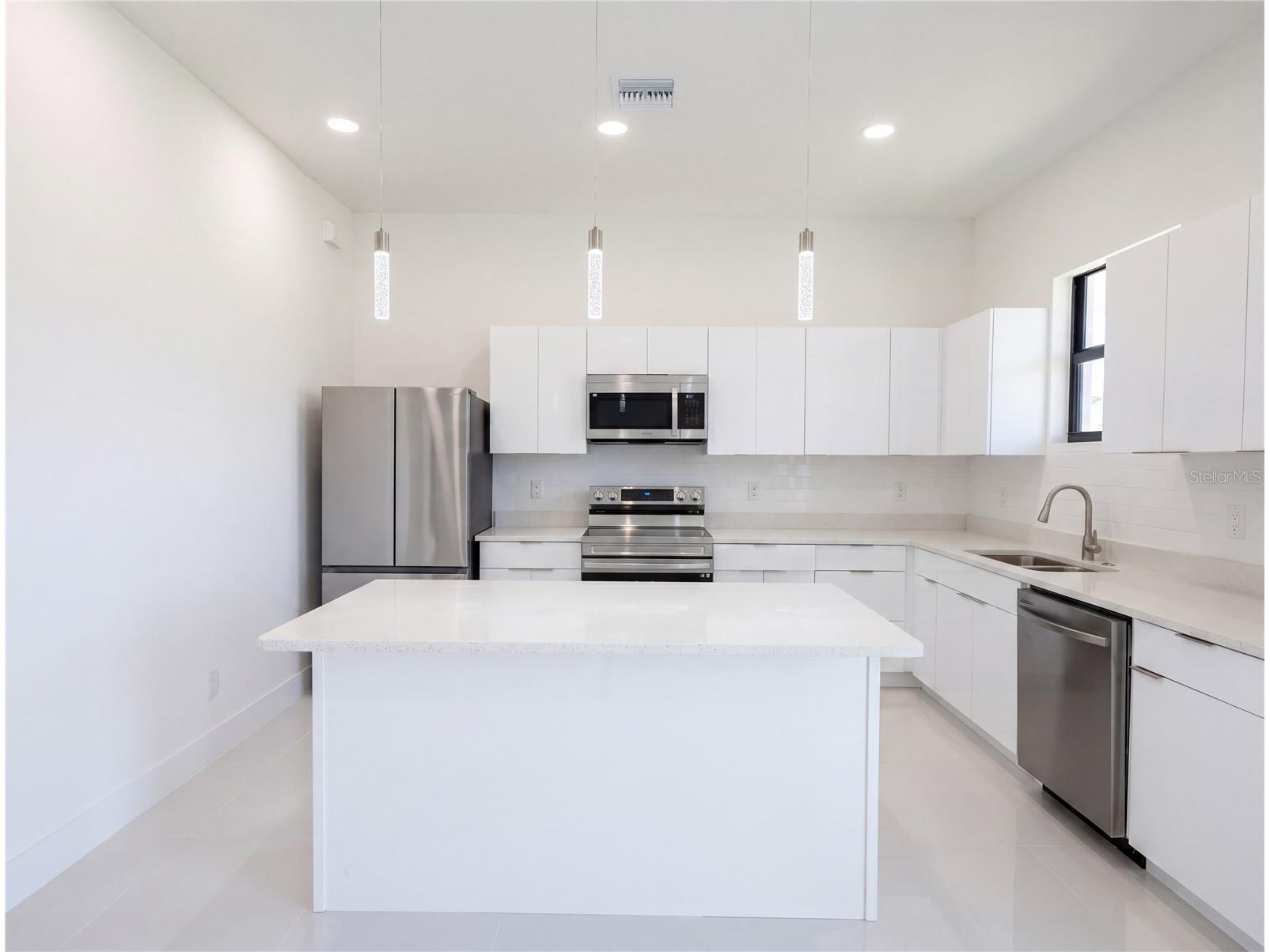 2725 Embers Parkway W Cape Coral FL 33993 O6423151 image21