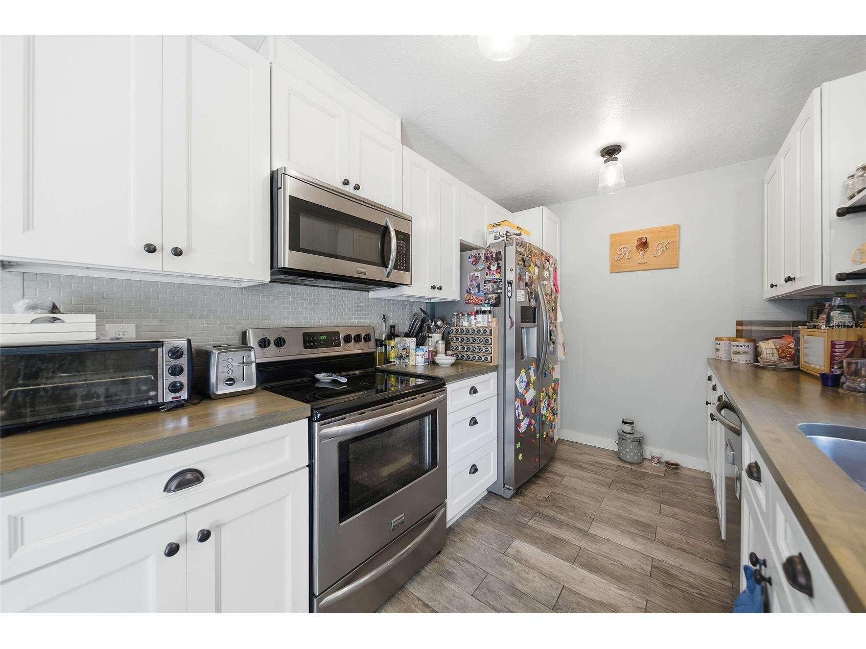 2725 Glenview Drive Land O Lakes FL 34639 TB8471701 image8