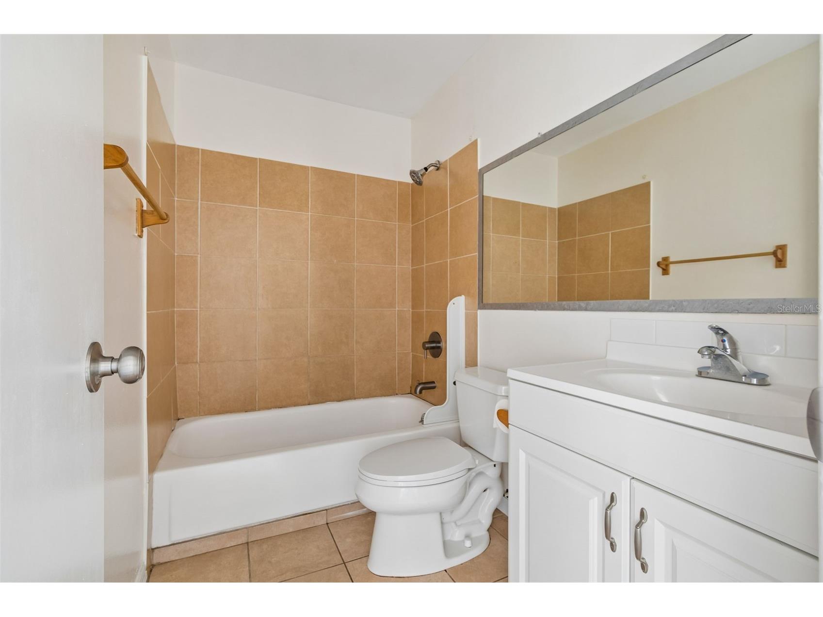 2725 Hidden Lake Boulevard #C Sarasota FL 34237 TB8494761 image22