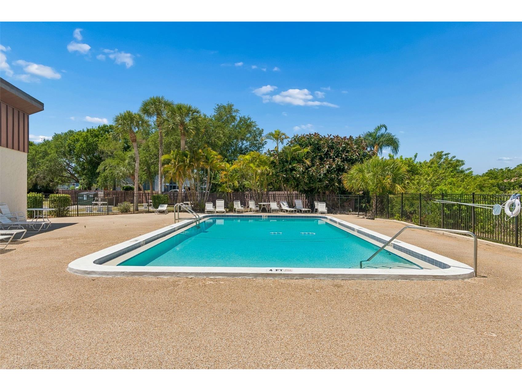 2725 Hidden Lake Boulevard #C Sarasota FL 34237 TB8494761 image29
