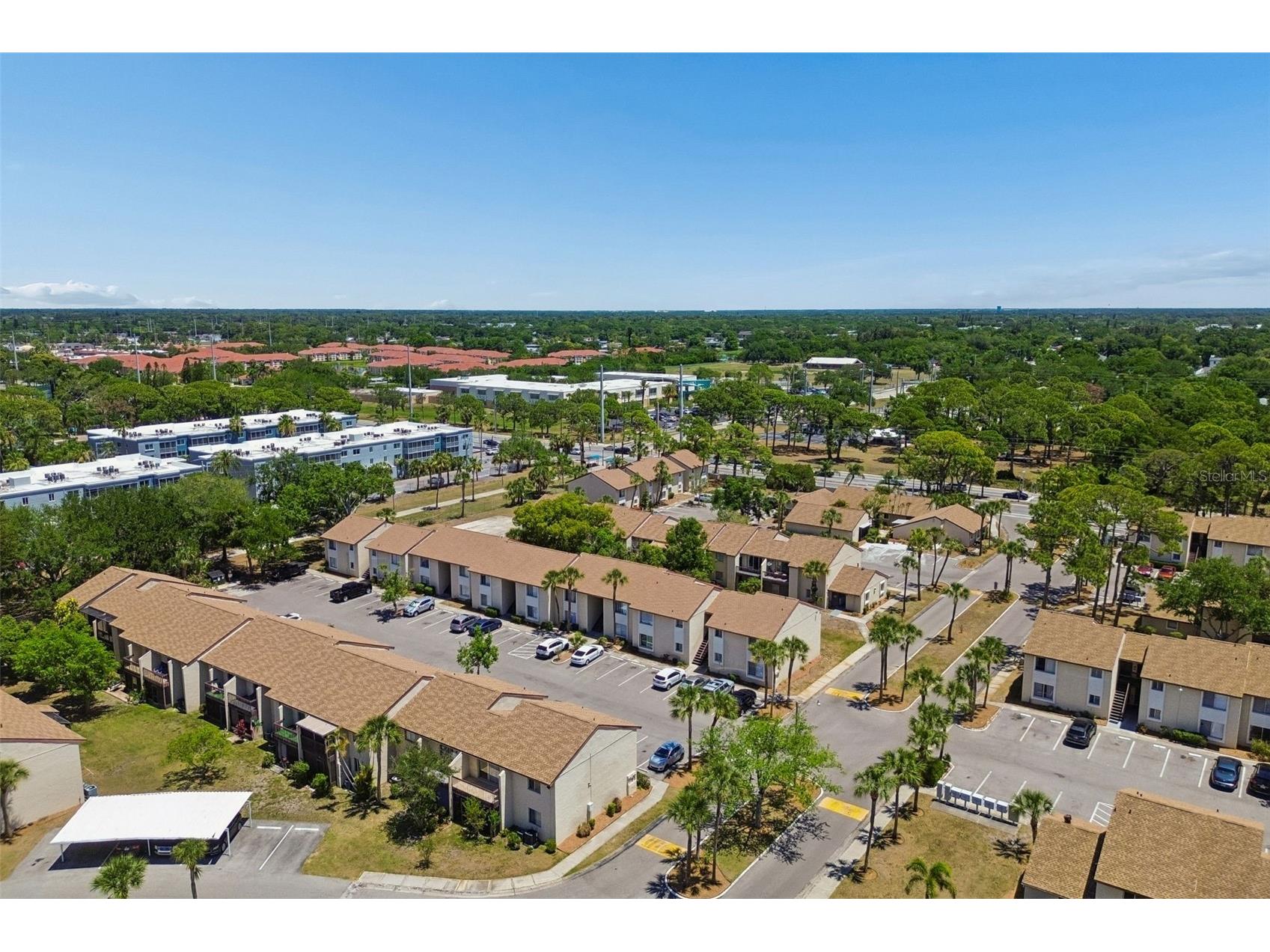 2725 Hidden Lake Boulevard #C Sarasota FL 34237 TB8494761 image32