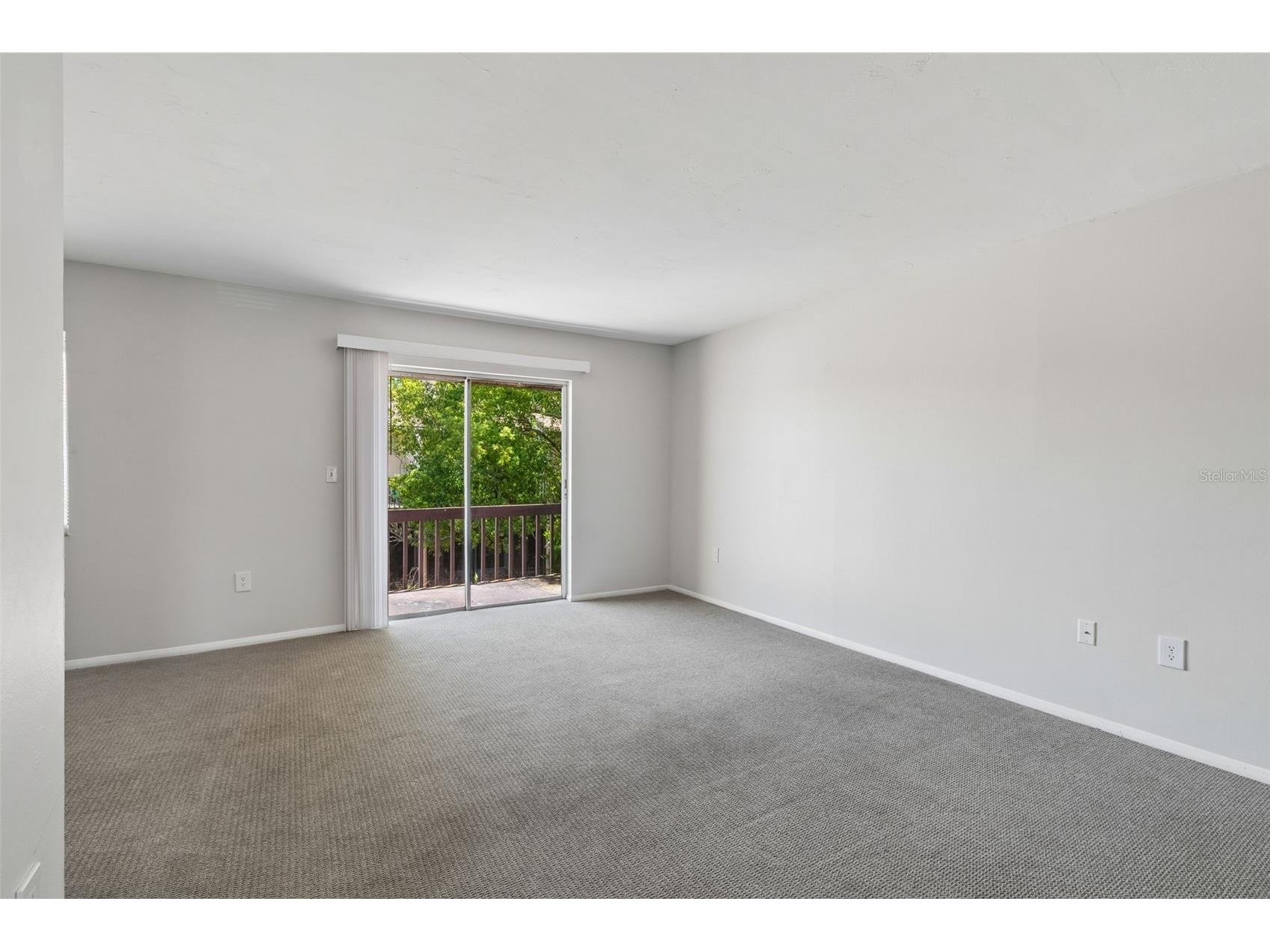 2725 Hidden Lake Boulevard #C Sarasota FL 34237 TB8494761 image8