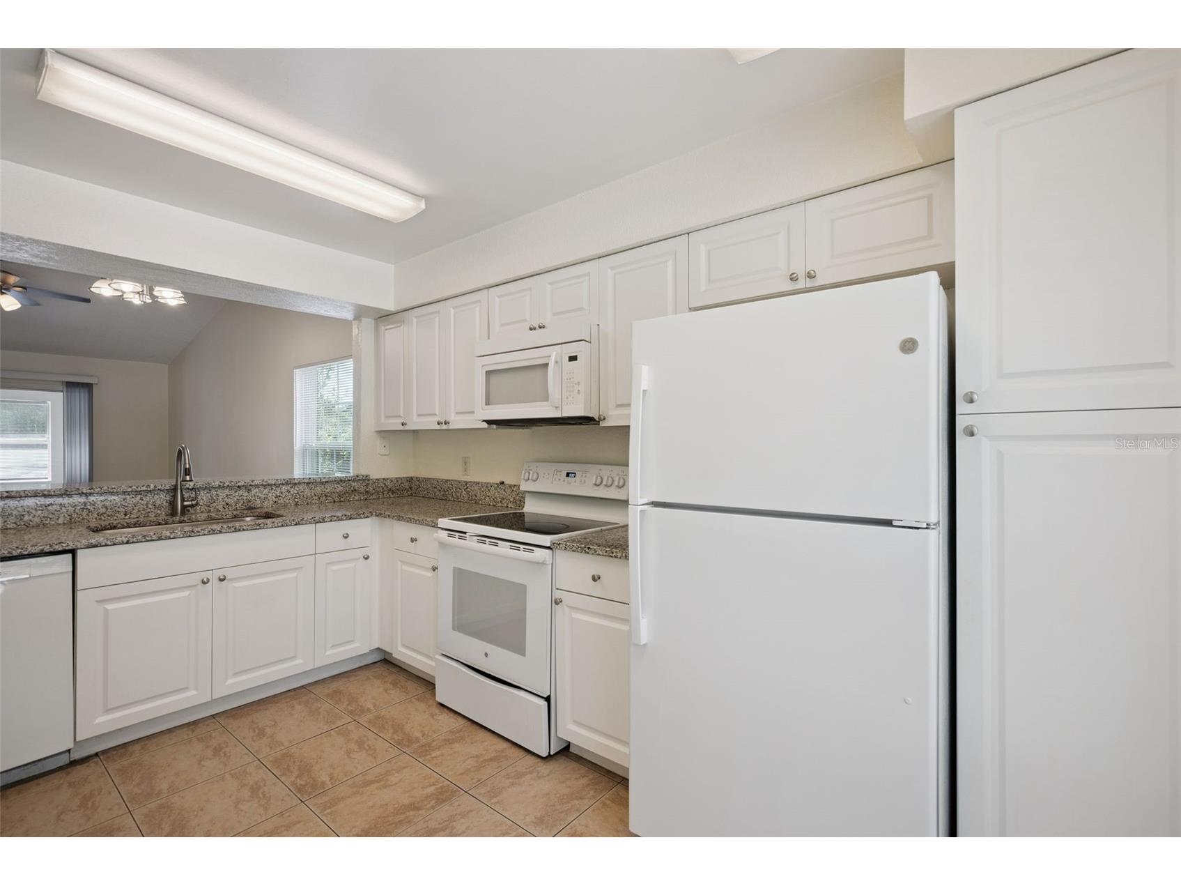 2725 Mayer Street Orlando FL 32806 O6421576 image14