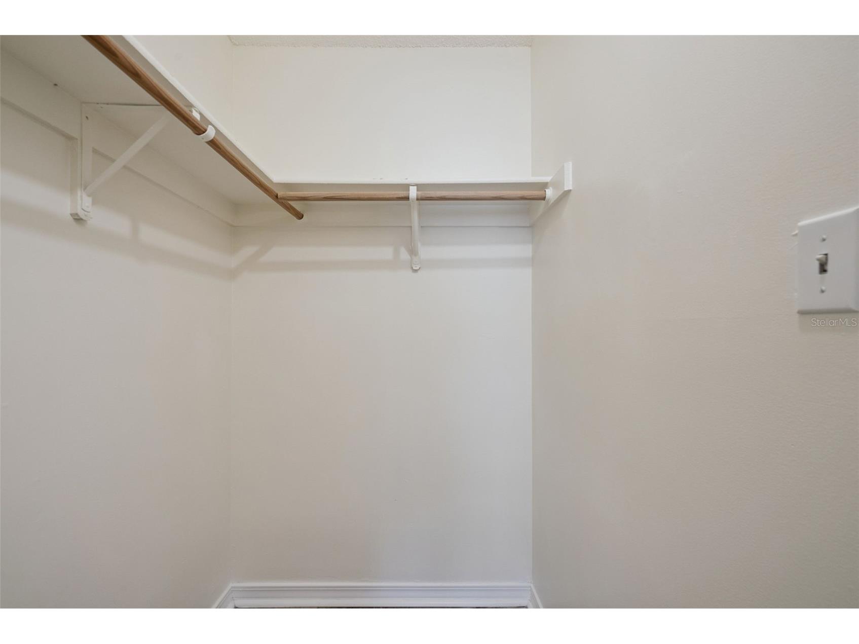 2725 Mayer Street Orlando FL 32806 O6421576 image21