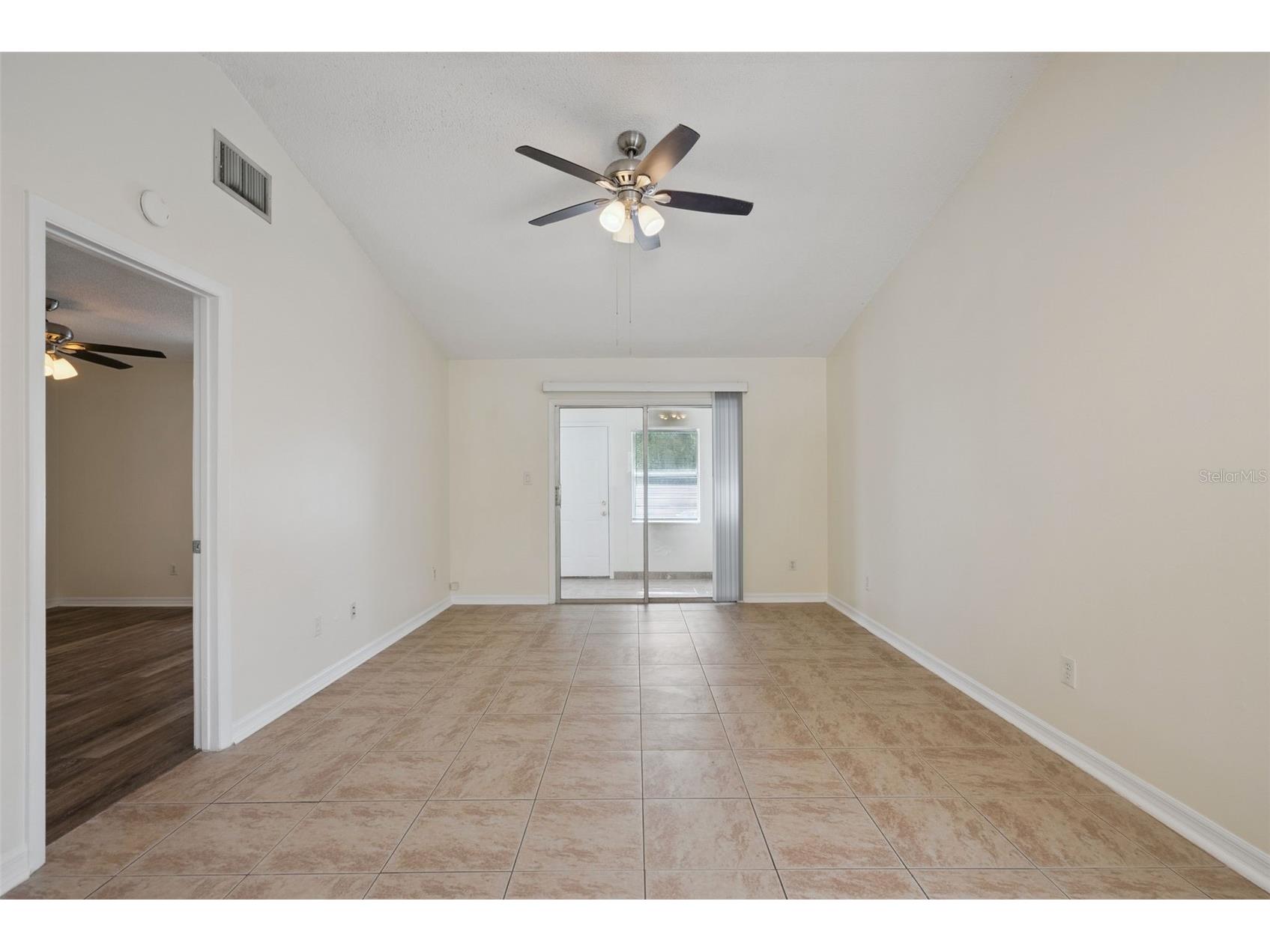 2725 Mayer Street Orlando FL 32806 O6421576 image5