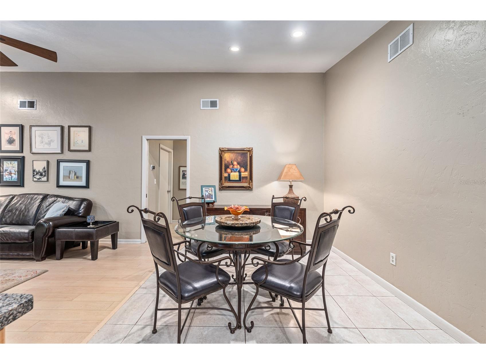 2725 NW 38th Street Gainesville FL 32605 GC539120 image12