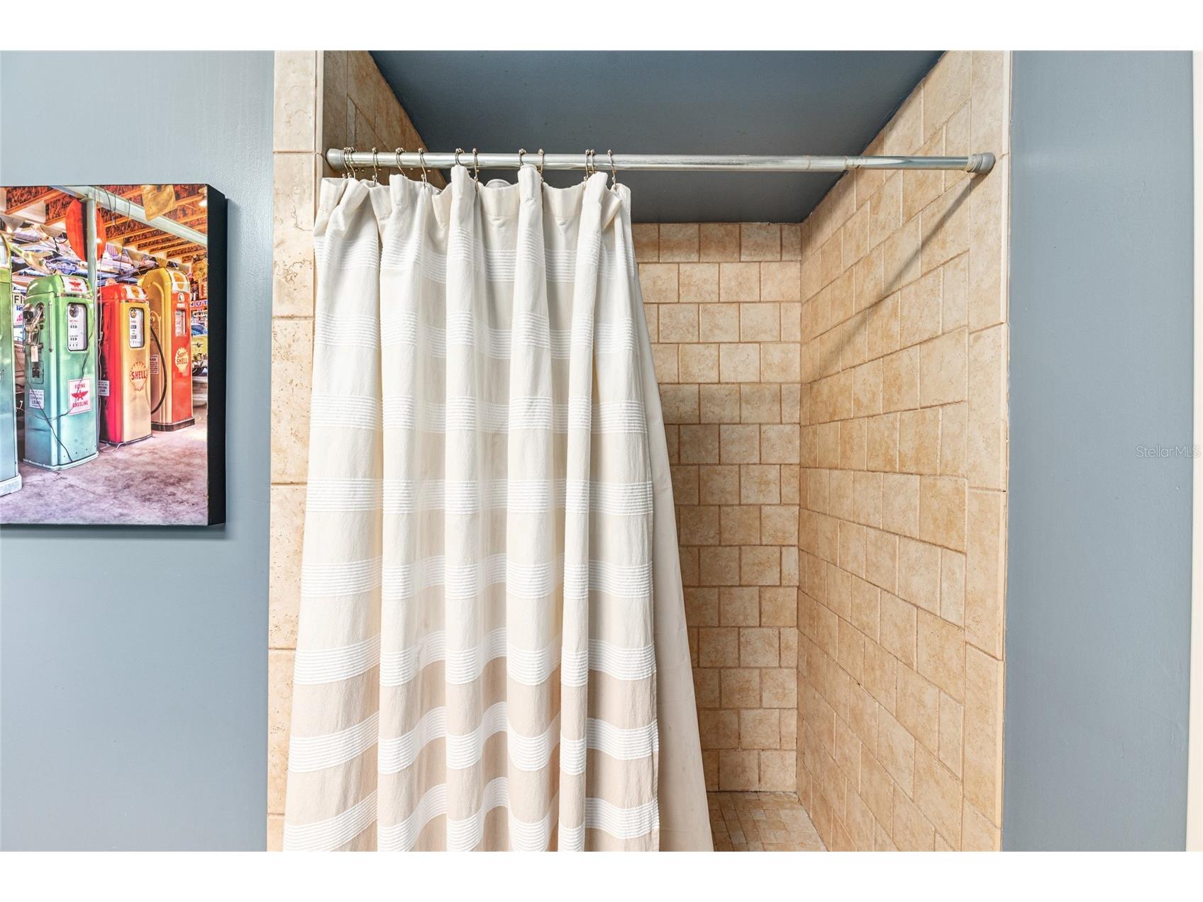 2725 NW 38th Street Gainesville FL 32605 GC539120 image34