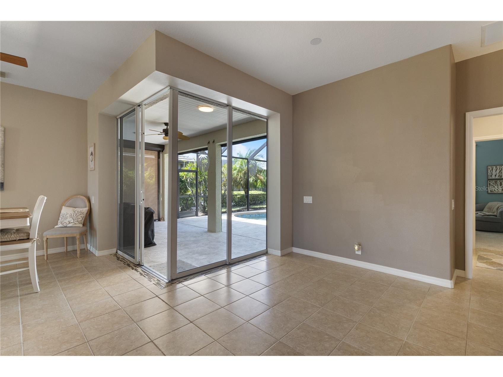 2725 Royal Palm Drive North Port FL 34288 C7525370 image10