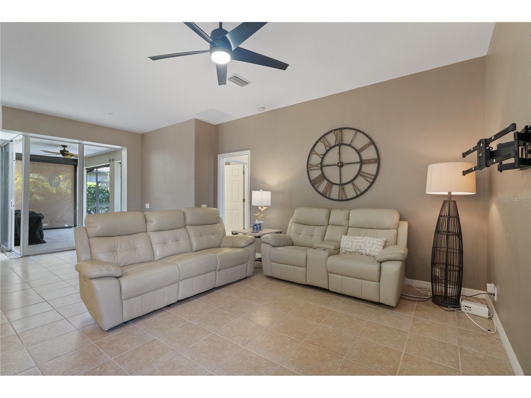 2725 Royal Palm Drive North Port FL 34288 C7525370 image12