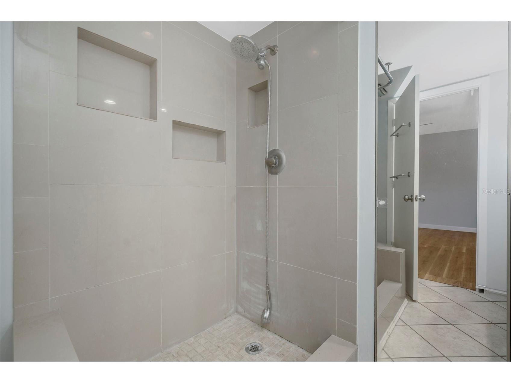 2726 11th Court Palm Harbor FL 34684 TB8510512 image6