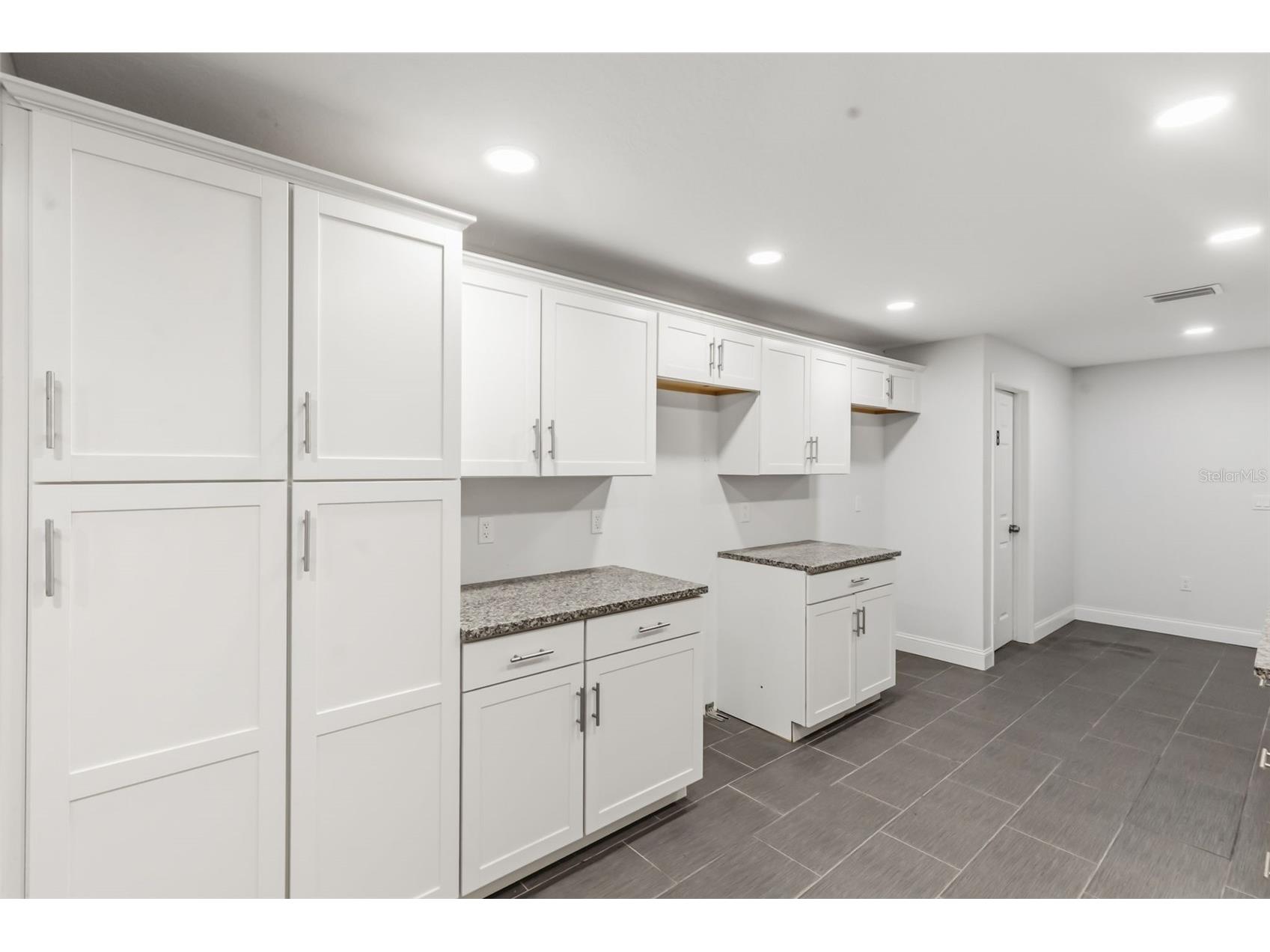 2726 6th Avenue W Bradenton FL 34205 O6399278 image12