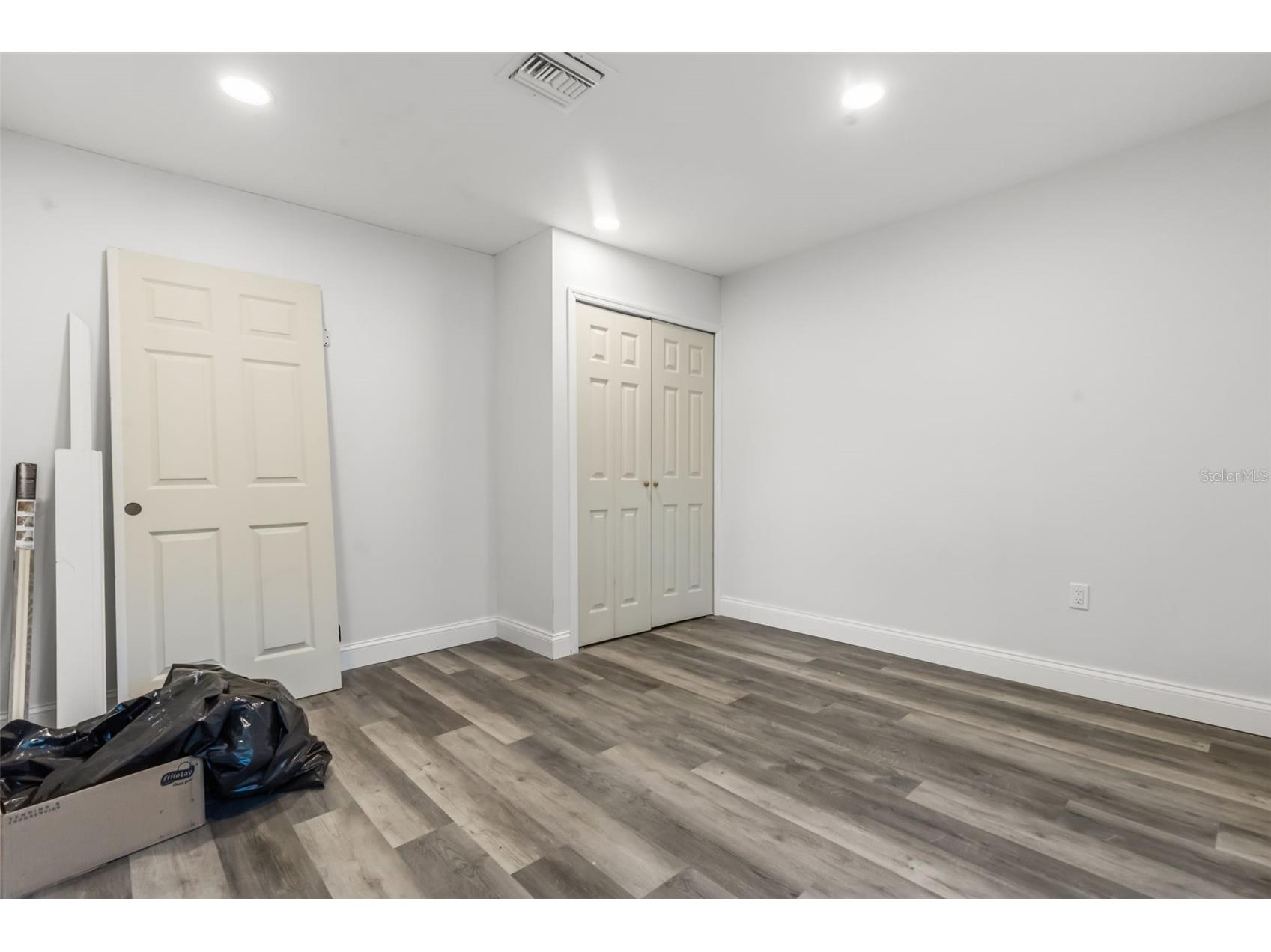 2726 6th Avenue W Bradenton FL 34205 O6399278 image7