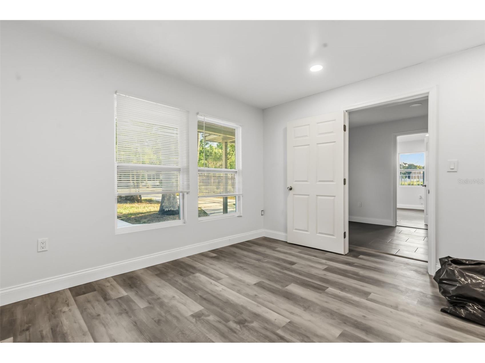 2726 6th Avenue W Bradenton FL 34205 O6399278 image8