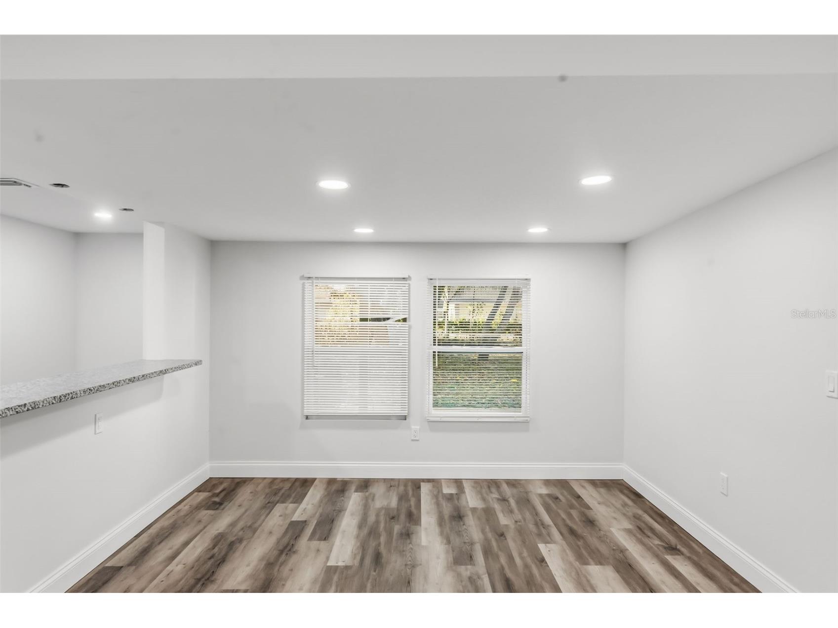 2726 6th Avenue W Bradenton FL 34205 O6411009 image18