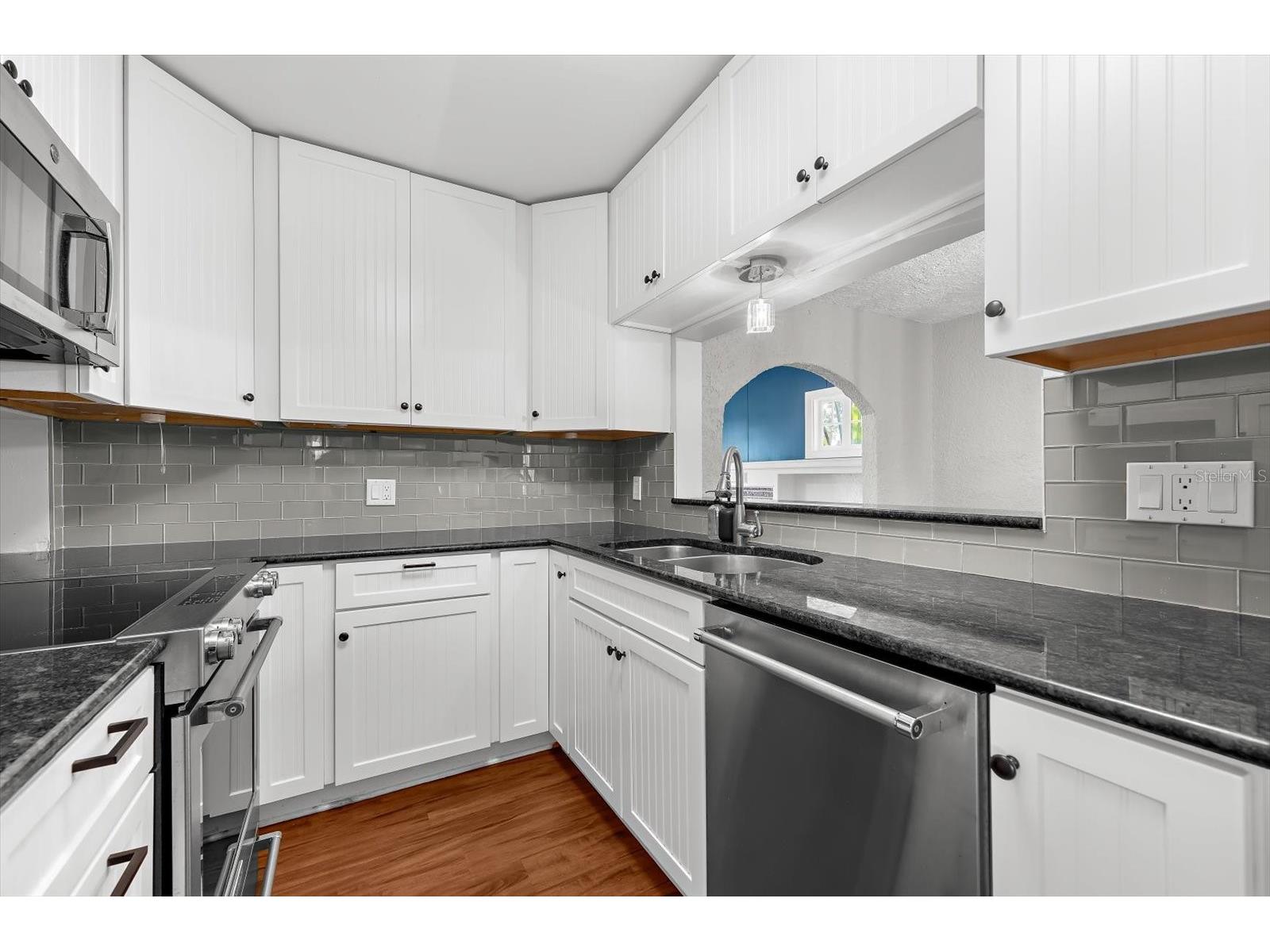2726 8th Avenue W Bradenton FL 34205 A4681182 image23