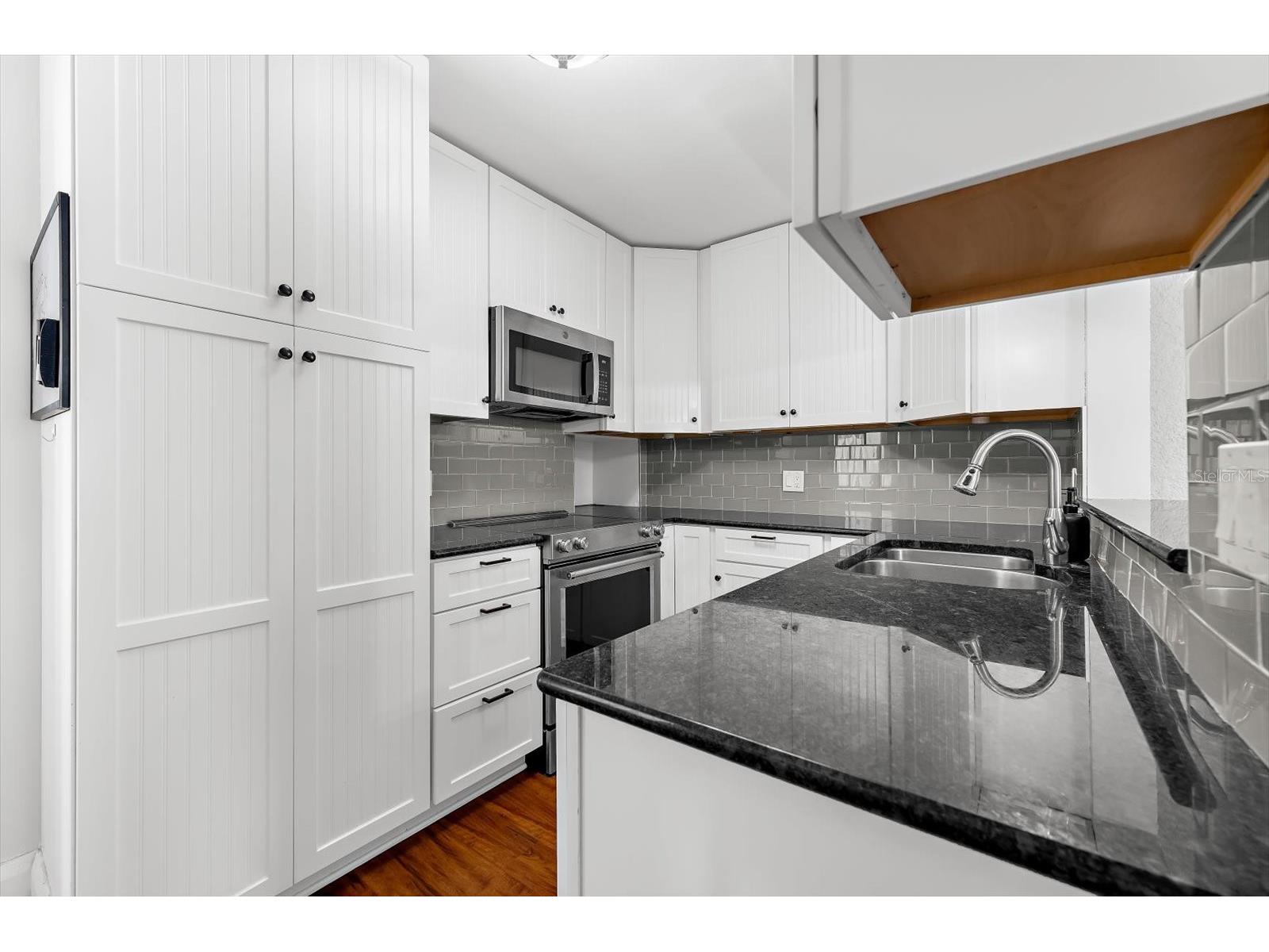 2726 8th Avenue W Bradenton FL 34205 A4681182 image24