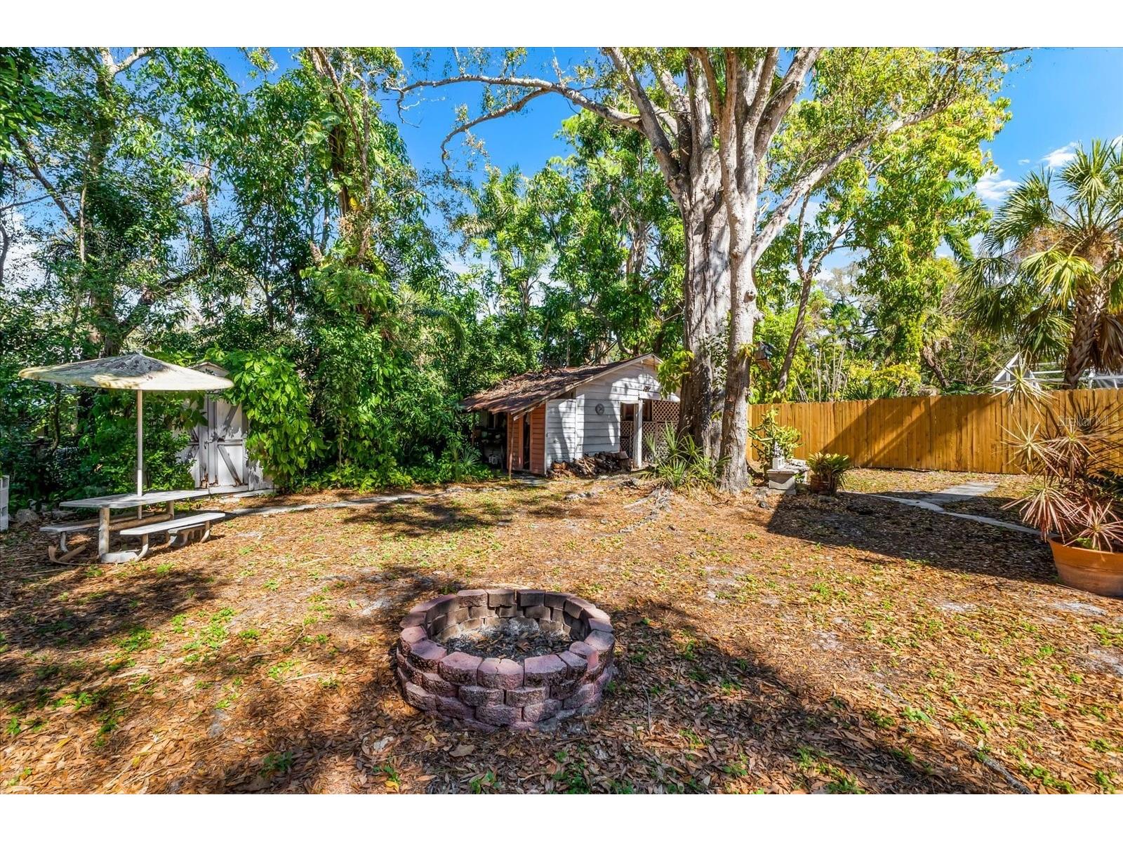 2726 8th Avenue W Bradenton FL 34205 A4681182 image36