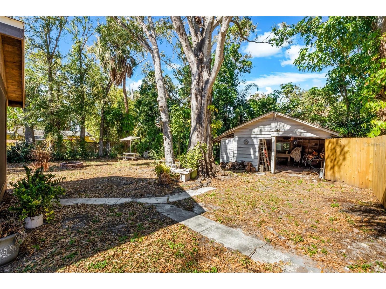 2726 8th Avenue W Bradenton FL 34205 A4681182 image37