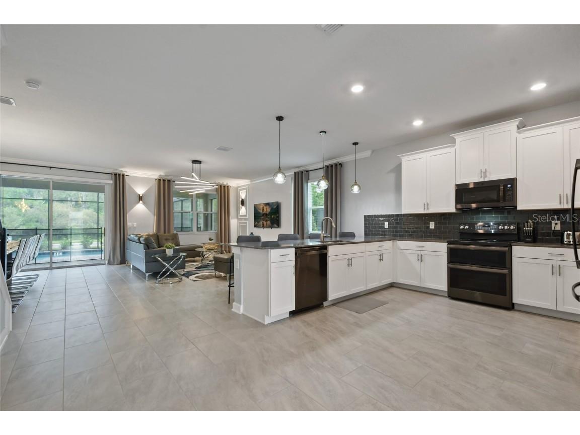 2726 Oxymoron Way Kissimmee FL 34746 O6361612 image11