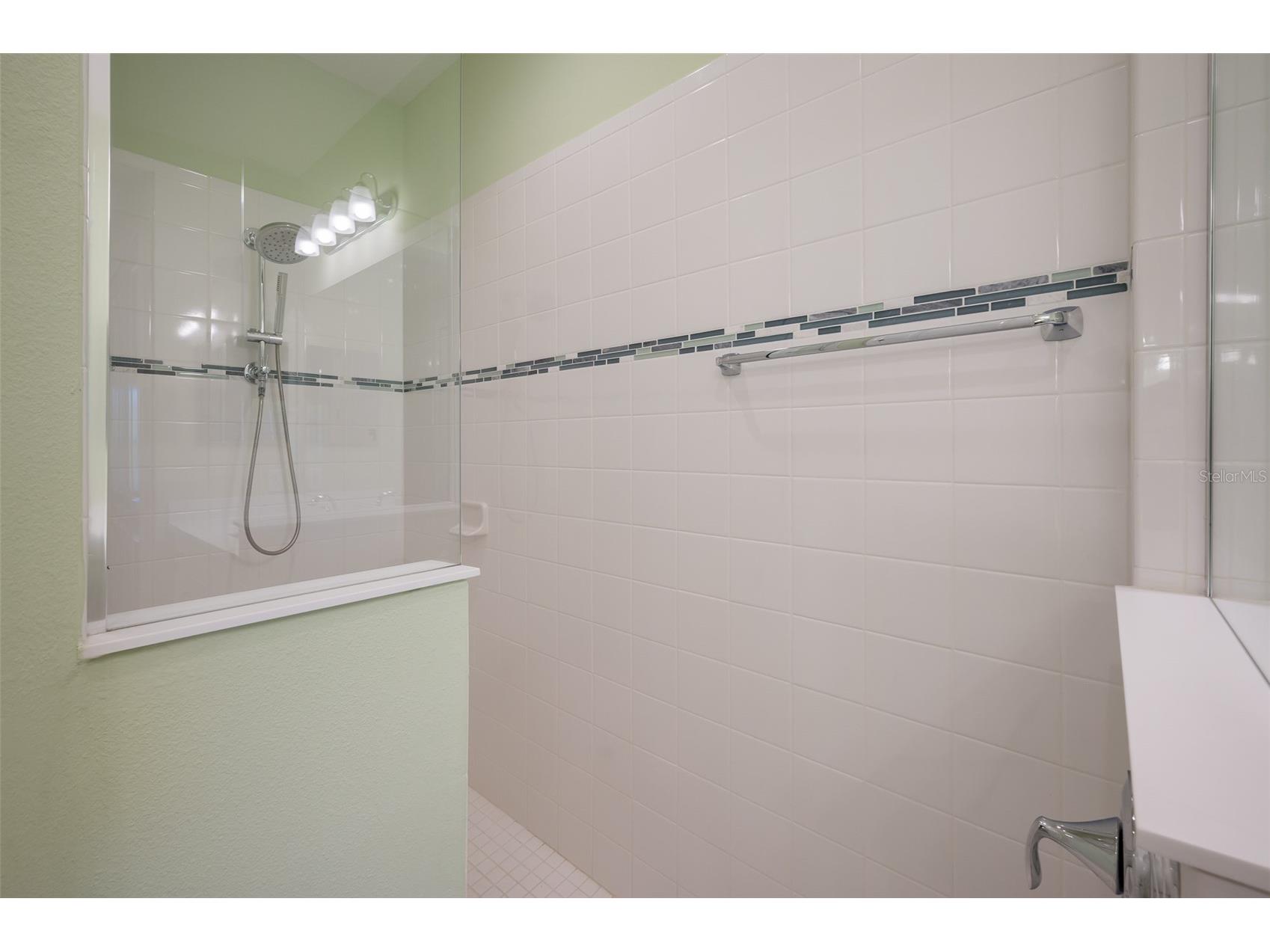 2726 Sapphire Blue Lane Bradenton FL 34211 A4683679 image17