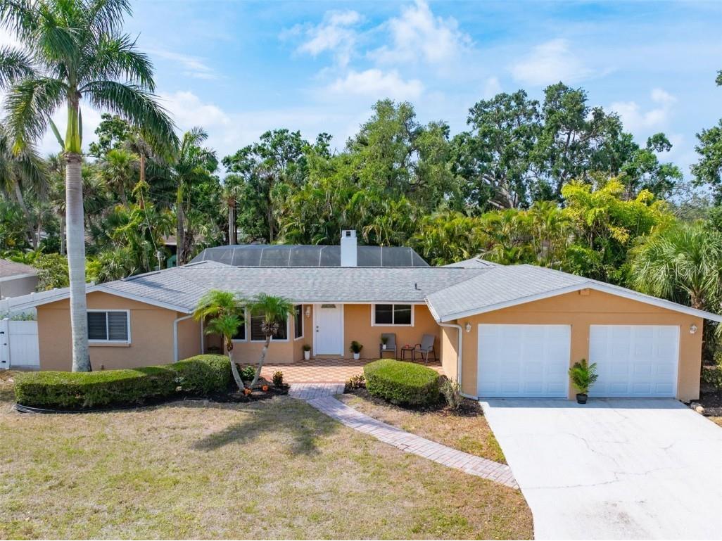 2726 Silver King Way Sarasota FL 34231 A4652296 image1