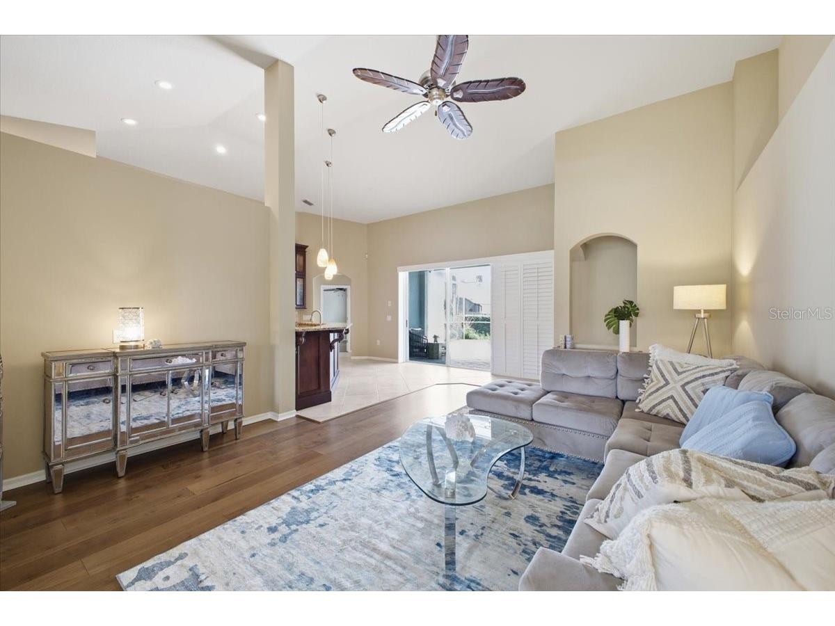 2726 Valencia Grove Drive Valrico FL 33596 TB8510957 image11
