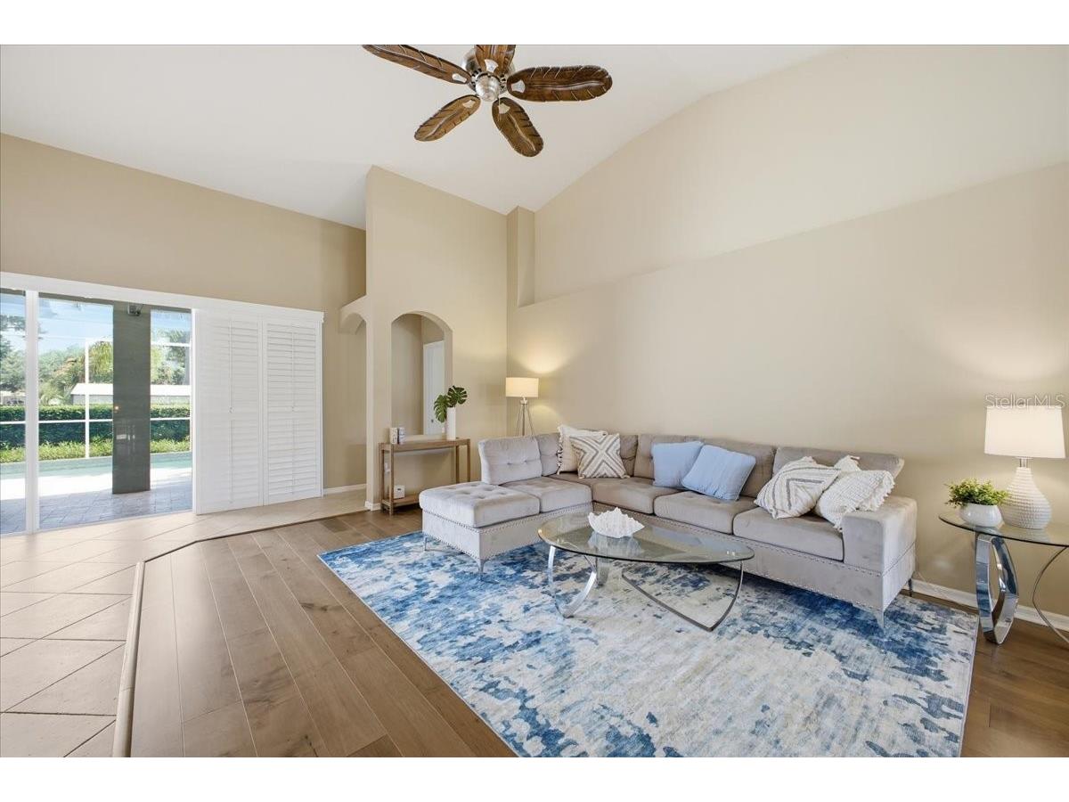 2726 Valencia Grove Drive Valrico FL 33596 TB8510957 image12