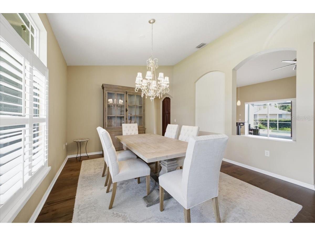 2726 Valencia Grove Drive Valrico FL 33596 TB8510957 image8