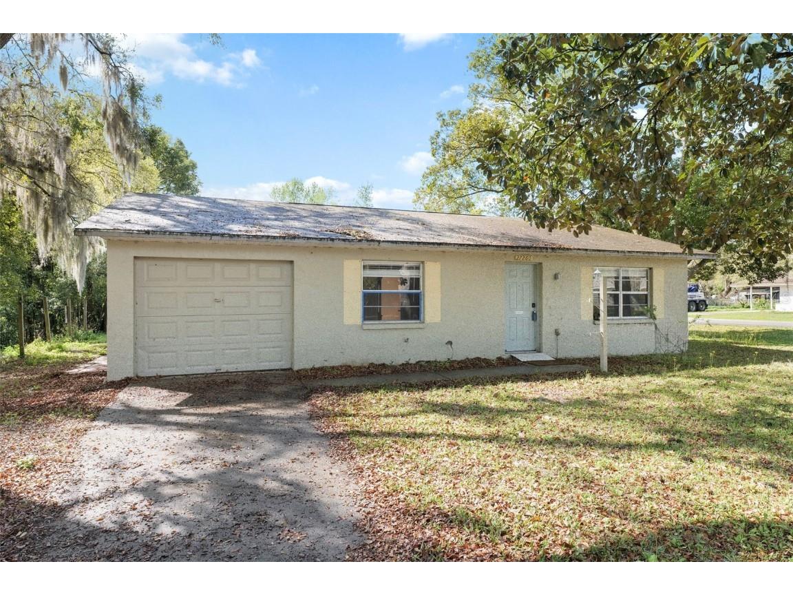 27260 Thrush Avenue Brooksville FL 34602 W7862420 image1