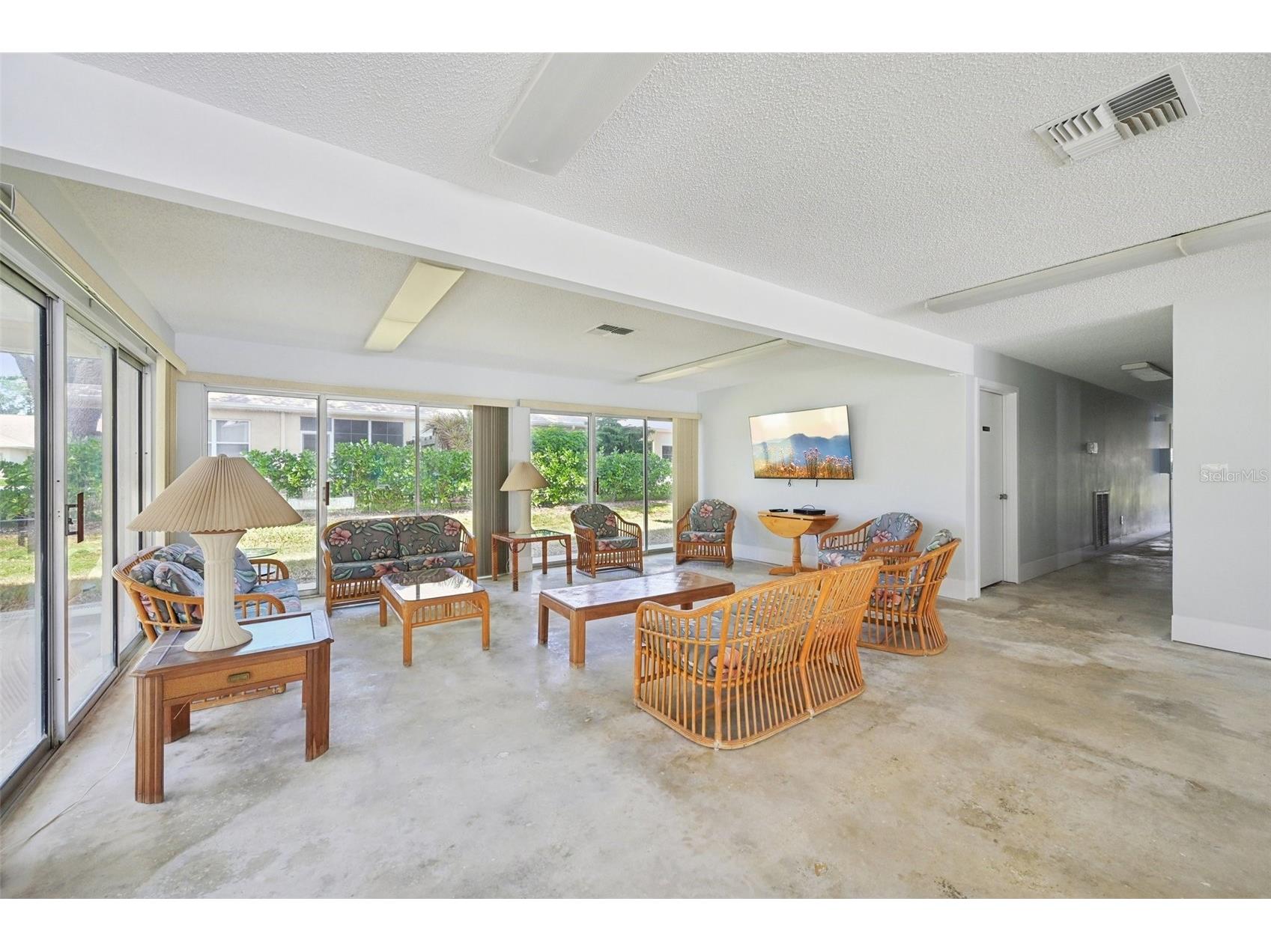 2727 75th Street W #8A13 Bradenton FL 34209 A4698497 image29