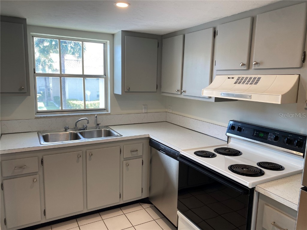 2727 75th Street W #8A14 Bradenton FL 34209 A4672329 image4