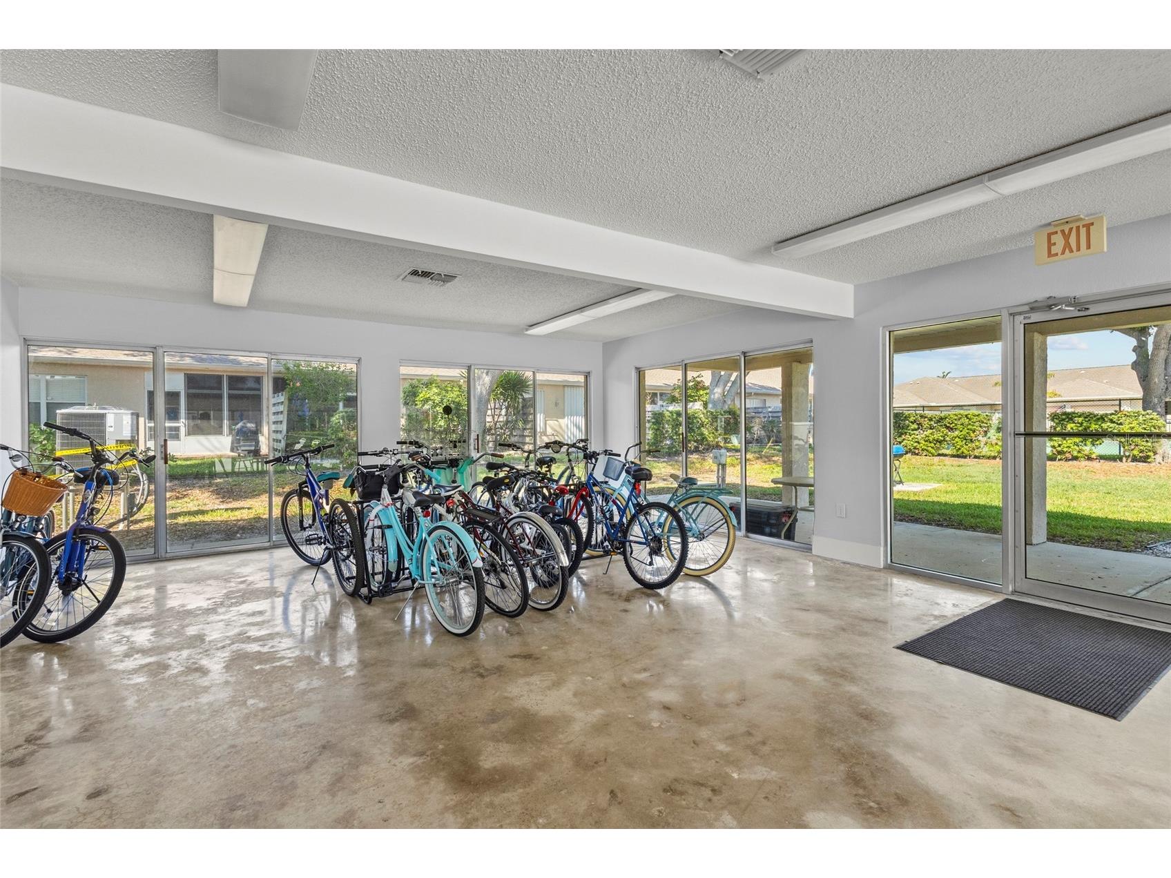 2727 75th Street W #8A2 Bradenton FL 34209 A4687735 image23