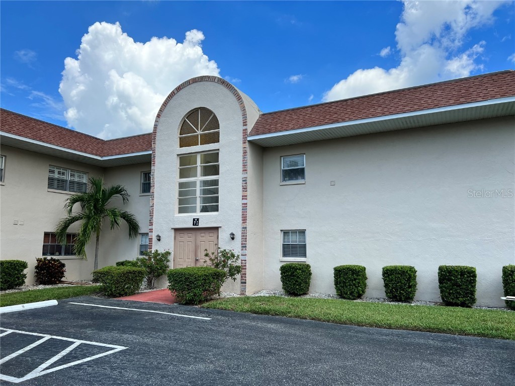 2727 75th Street W #8A9 Bradenton FL 34209 A4582133 image1
