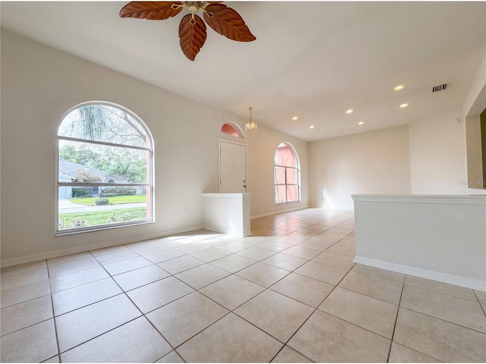 2727 Valencia Grove Drive Valrico FL 33596 O6392088 image3