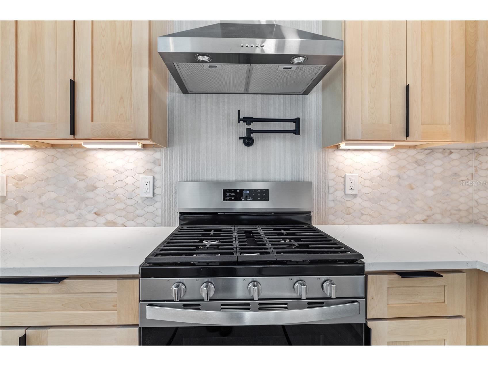 2727 W Chestnut Street Tampa FL 33607 TB8407030 image15