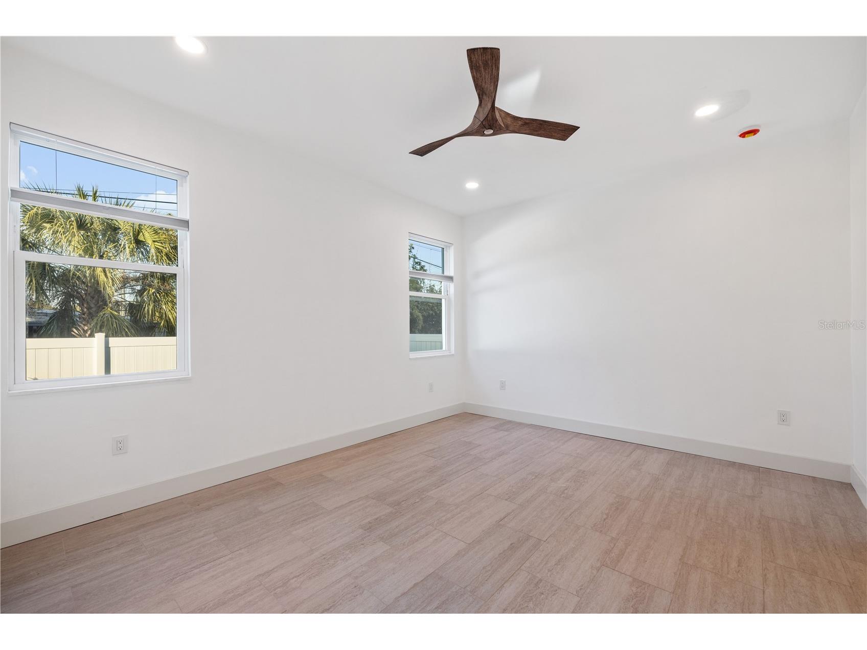 2727 W Chestnut Street Tampa FL 33607 TB8407030 image20