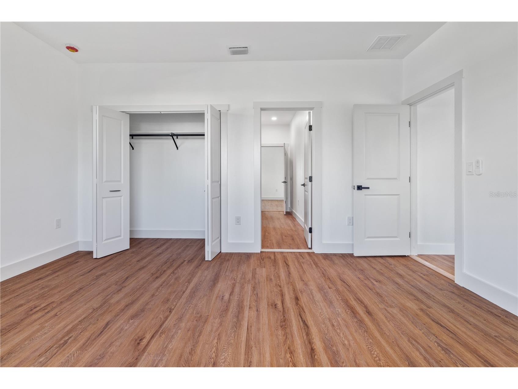 2727 W Chestnut Street Tampa FL 33607 TB8407030 image48