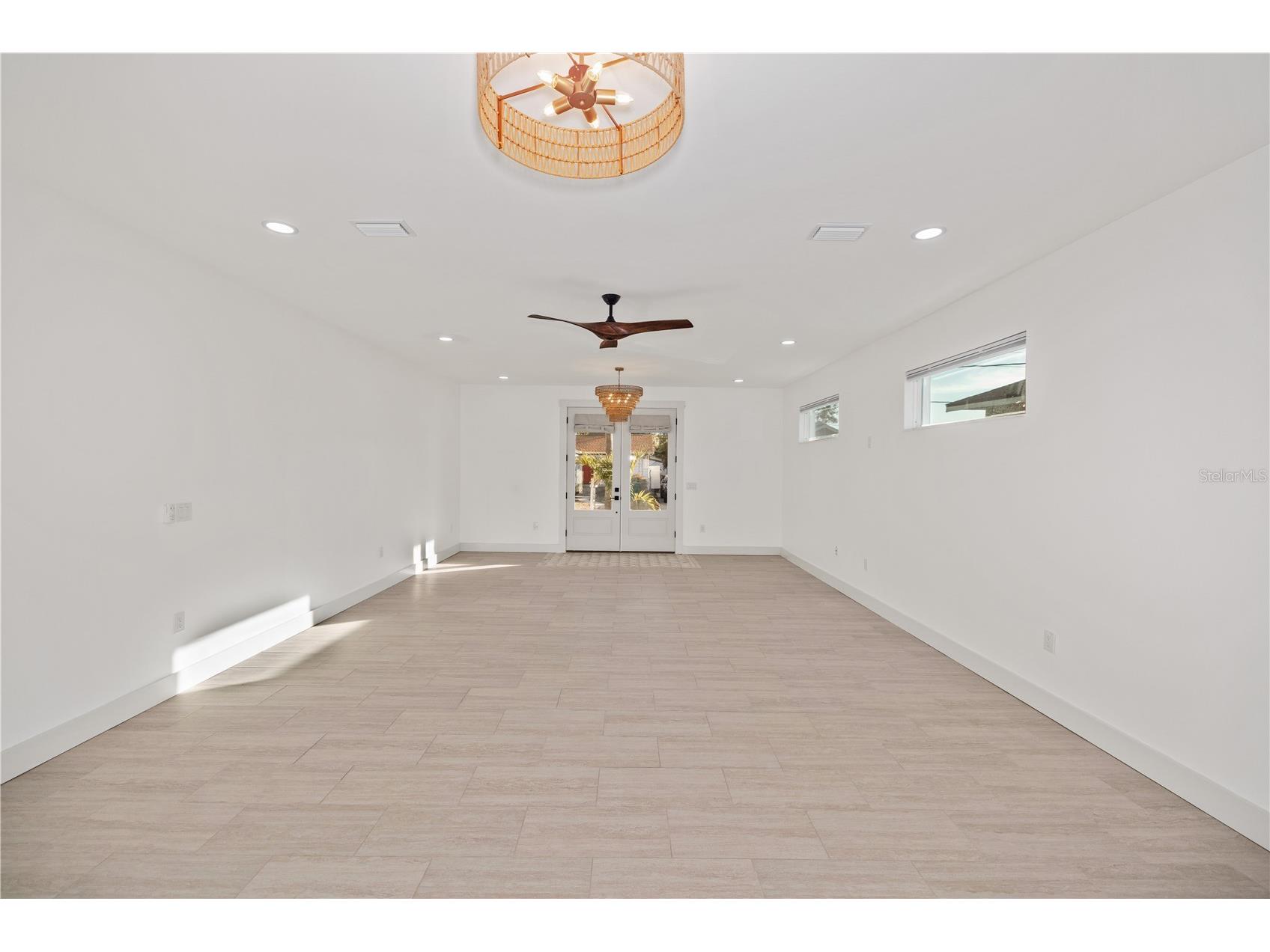 2727 W Chestnut Street Tampa FL 33607 TB8407030 image9