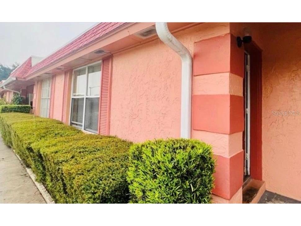 2727 W Oak Ridge Road #4 Orlando FL 32809 O6362929 image1