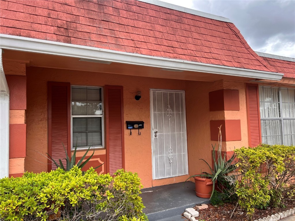 2727 W Oak Ridge Road #5 Orlando FL 32809 O6123990 image1