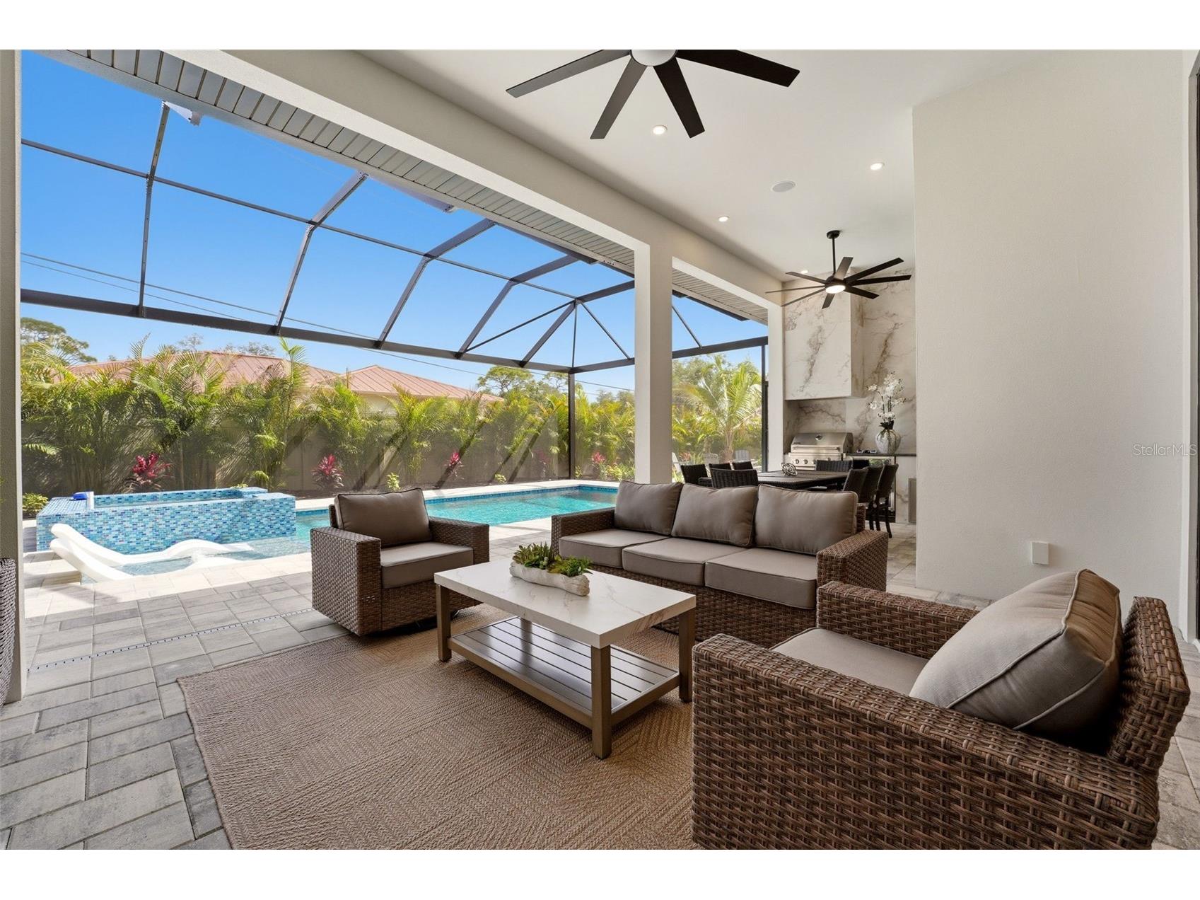 2727 Waldemere Street Sarasota FL 34239 A4692394 image36