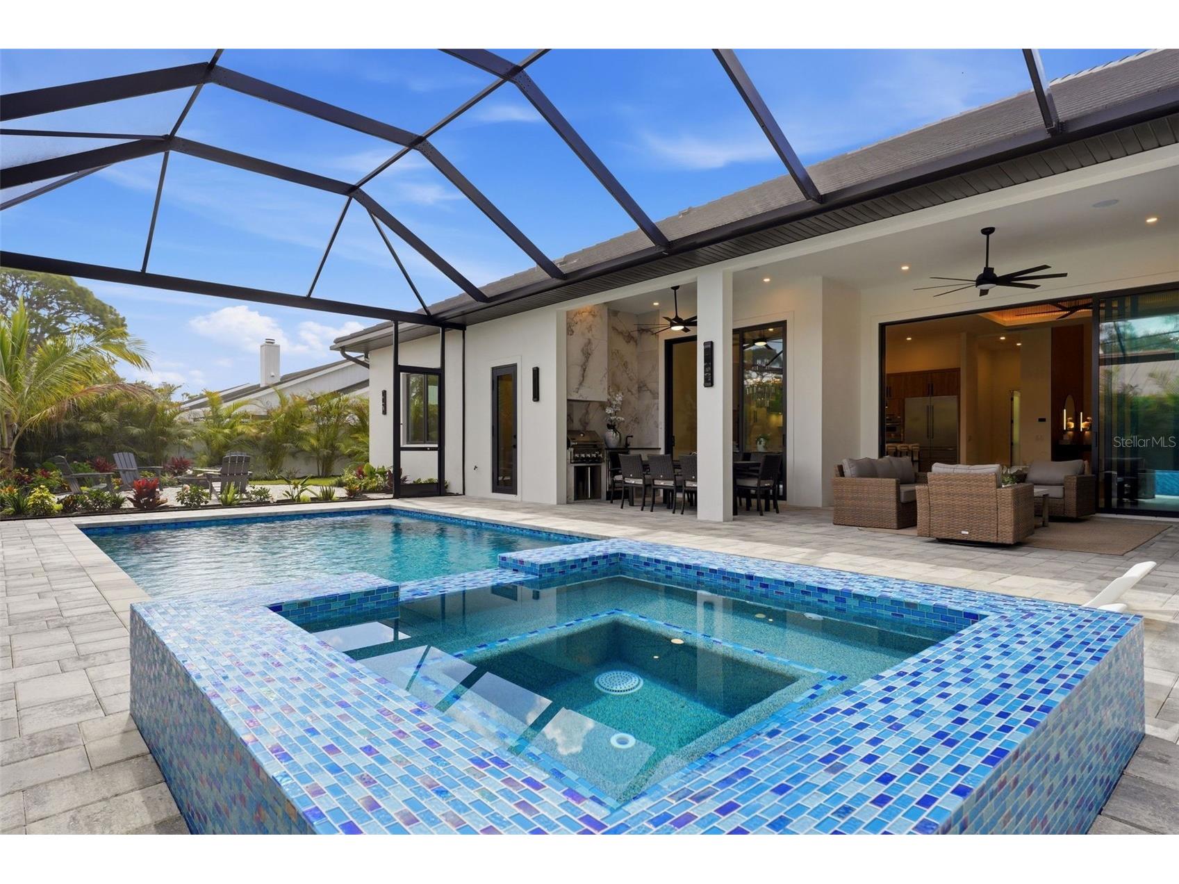 2727 Waldemere Street Sarasota FL 34239 A4692394 image42