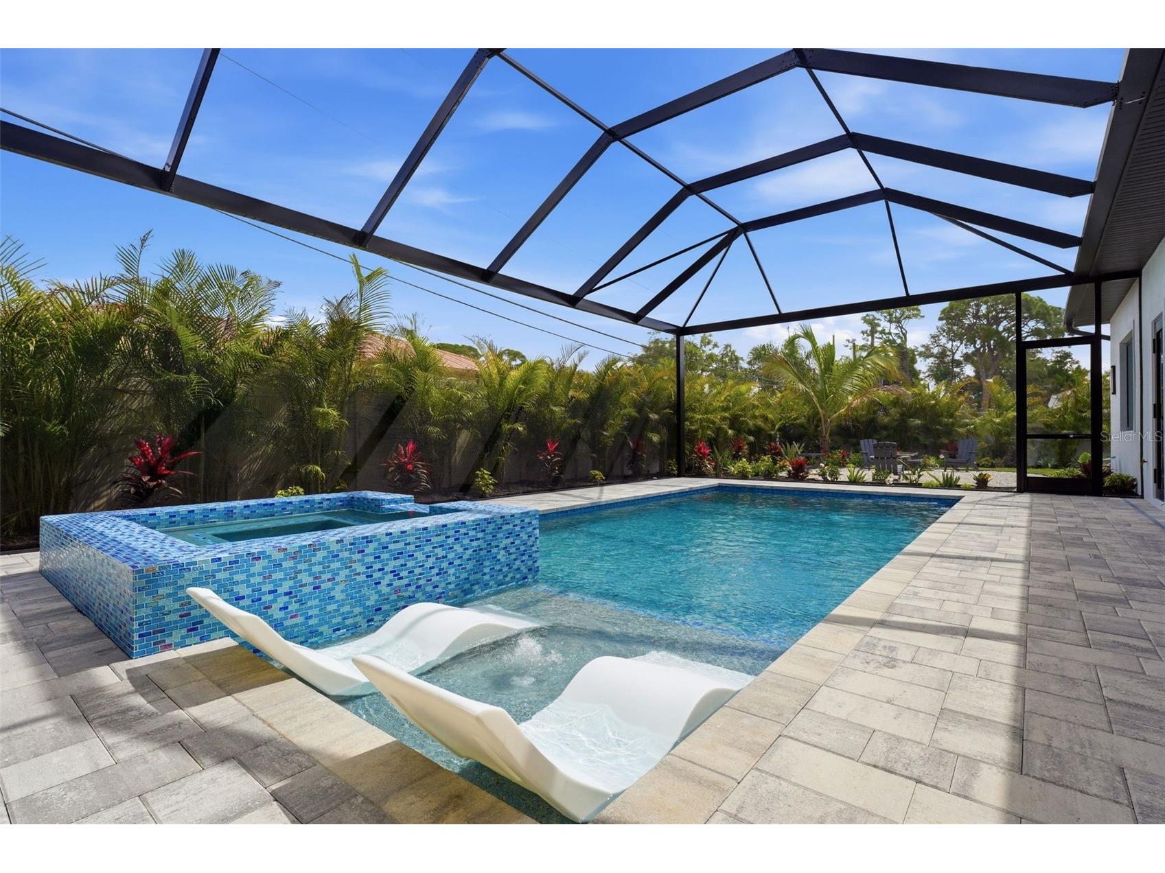 2727 Waldemere Street Sarasota FL 34239 A4692394 image43