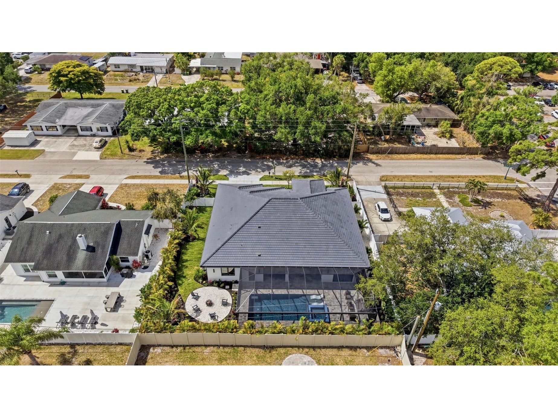 2727 Waldemere Street Sarasota FL 34239 A4692394 image50