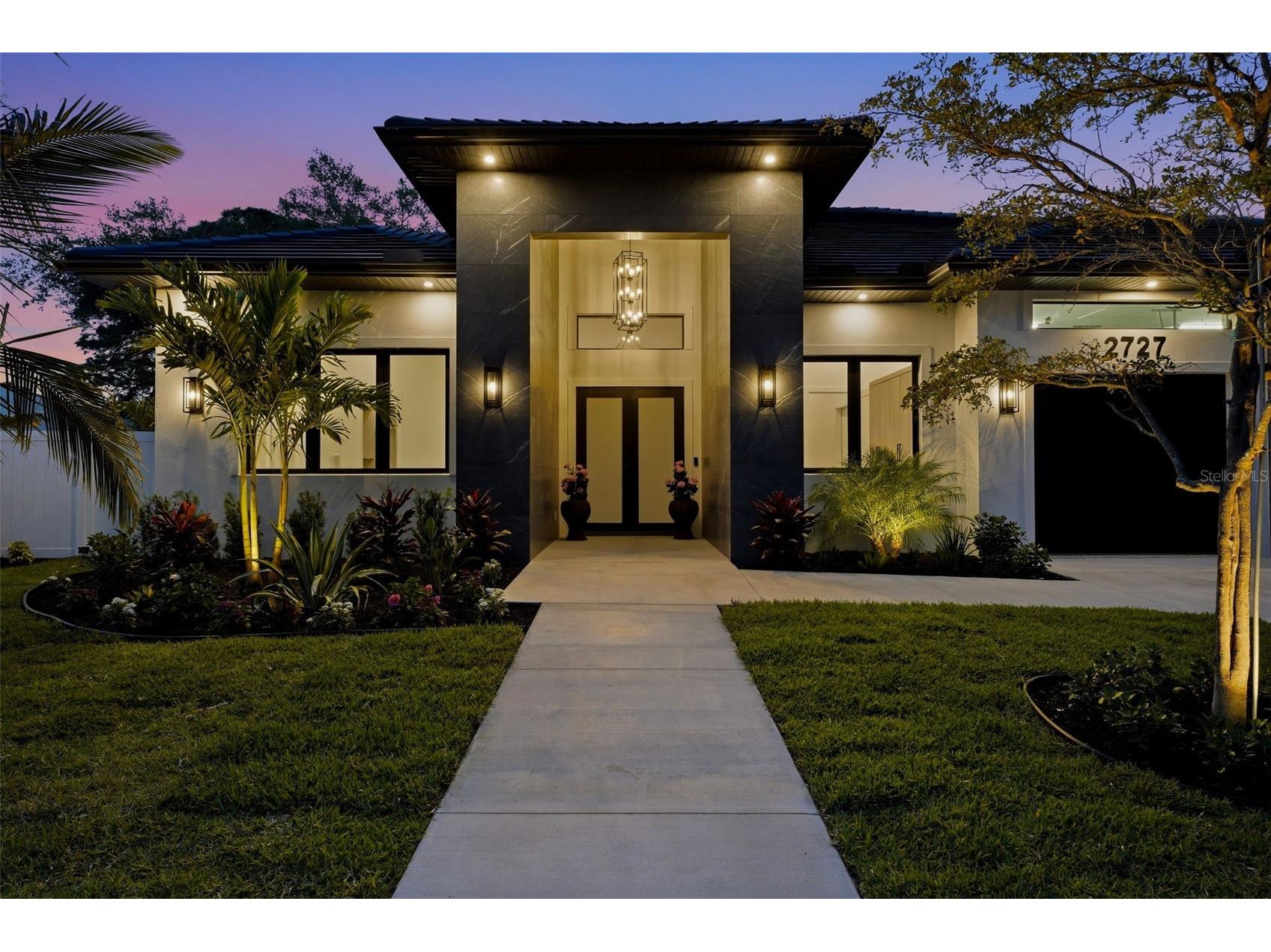 2727 Waldemere Street Sarasota FL 34239 A4692394 image53