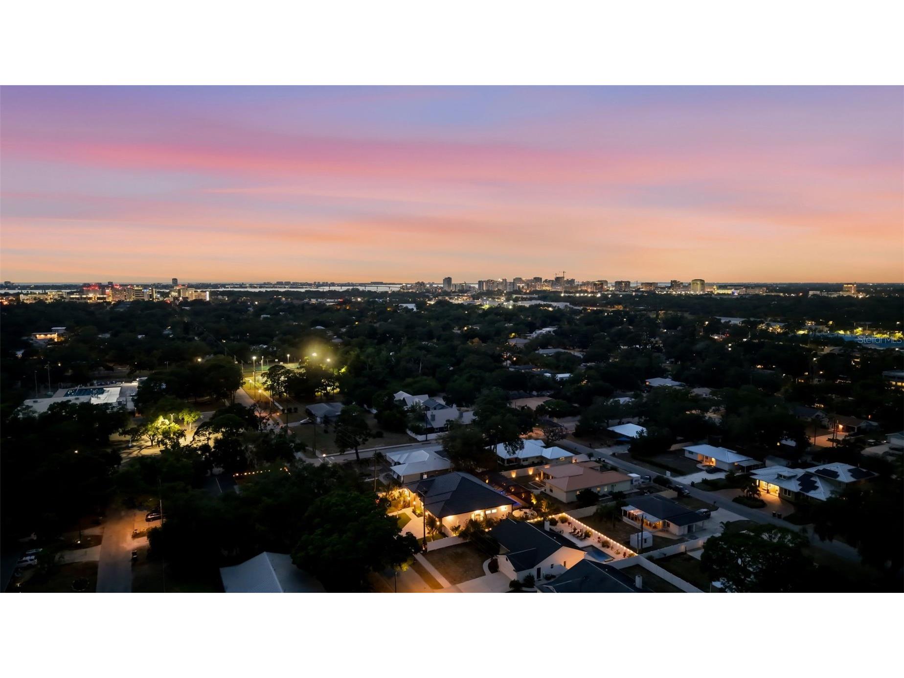 2727 Waldemere Street Sarasota FL 34239 A4692394 image61