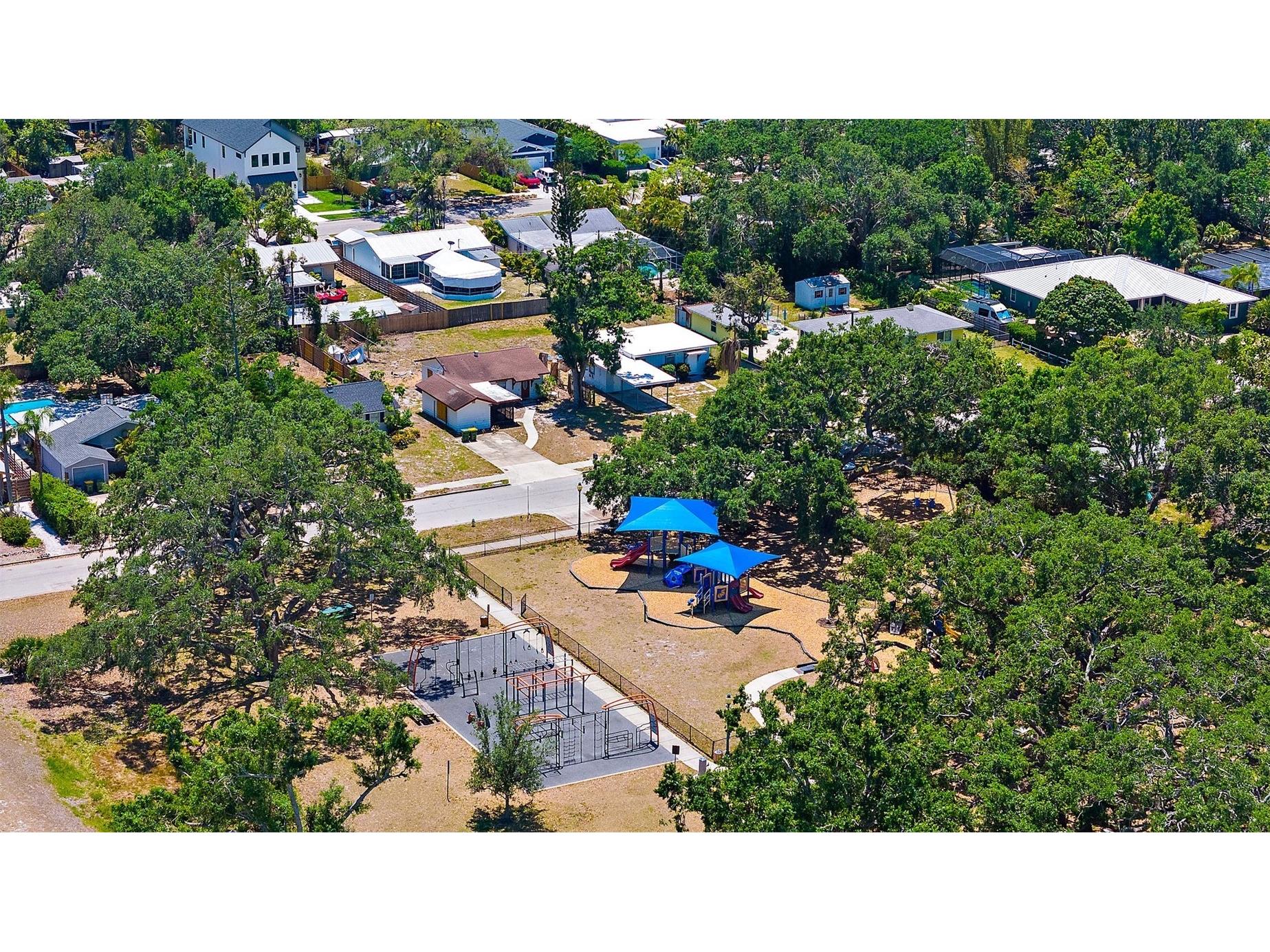 2727 Waldemere Street Sarasota FL 34239 A4692394 image66